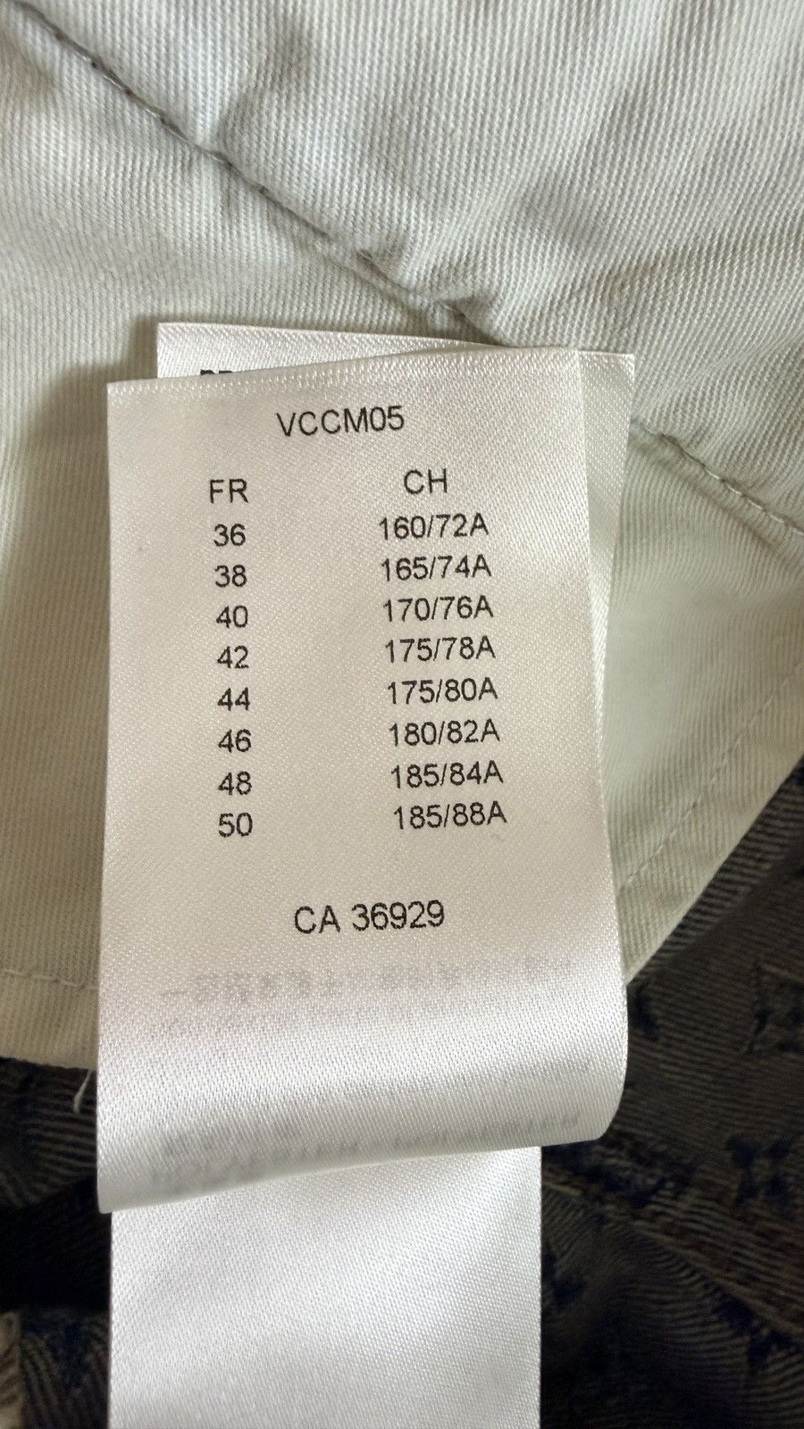 Louis Vuitton LOUIS VUITTON Graffiti 36 Blue Monogram Denim Jeans Size US 36 / EU 52 - 9 Thumbnail
