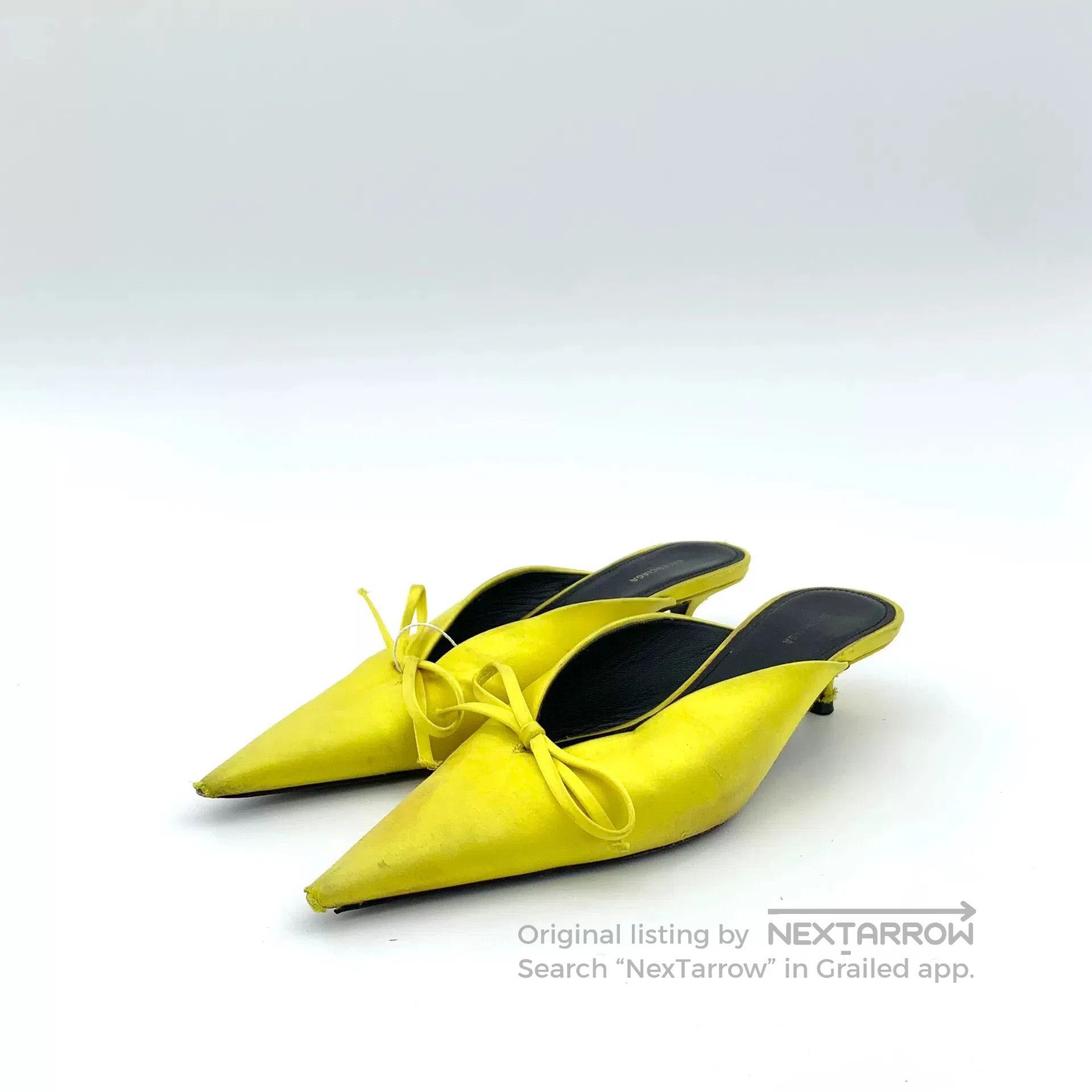 Balenciaga Balenciaga Yellow Satin Bow Low-Heel Mules. Size US 4 / IT 34 - 1 Thumbnail