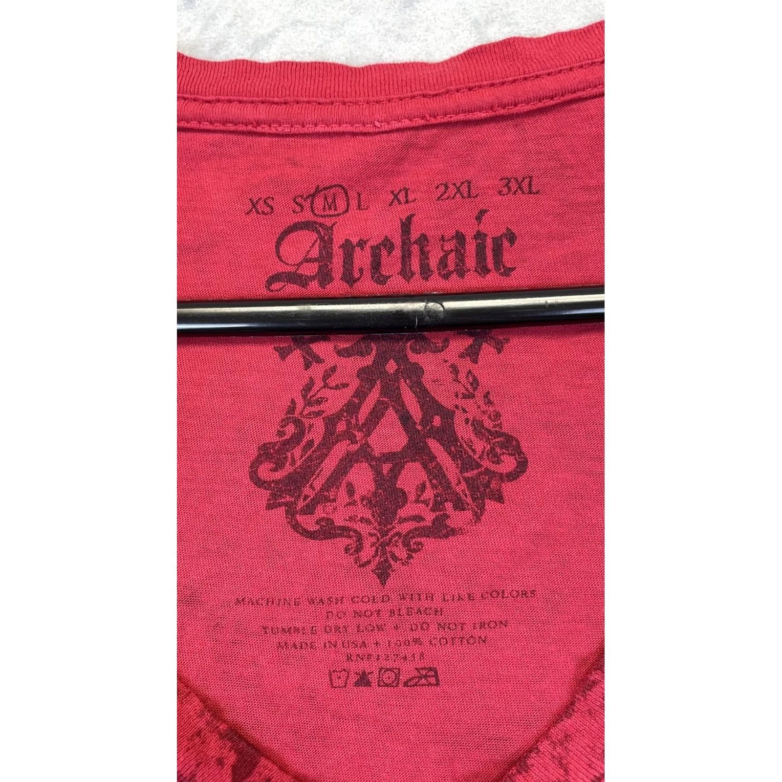 Vintage Archaic Shirt Womens M Red V-Neck Graphic Wings Roses Dagger Rock Gothic Shirt T-Shirt Womens Medium Red V-Neck Graphic Wing Roses Dagger Rock Gothic Size M / US 6-8 / IT 42-44 - 3 Thumbnail