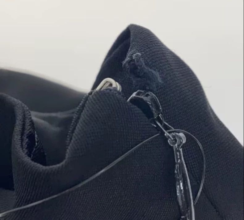 Yohji Yamamoto Yohji Yamamoto size 3 Black Side Zip Skirt Size 25" / US 0 / IT 36 - 4 Thumbnail