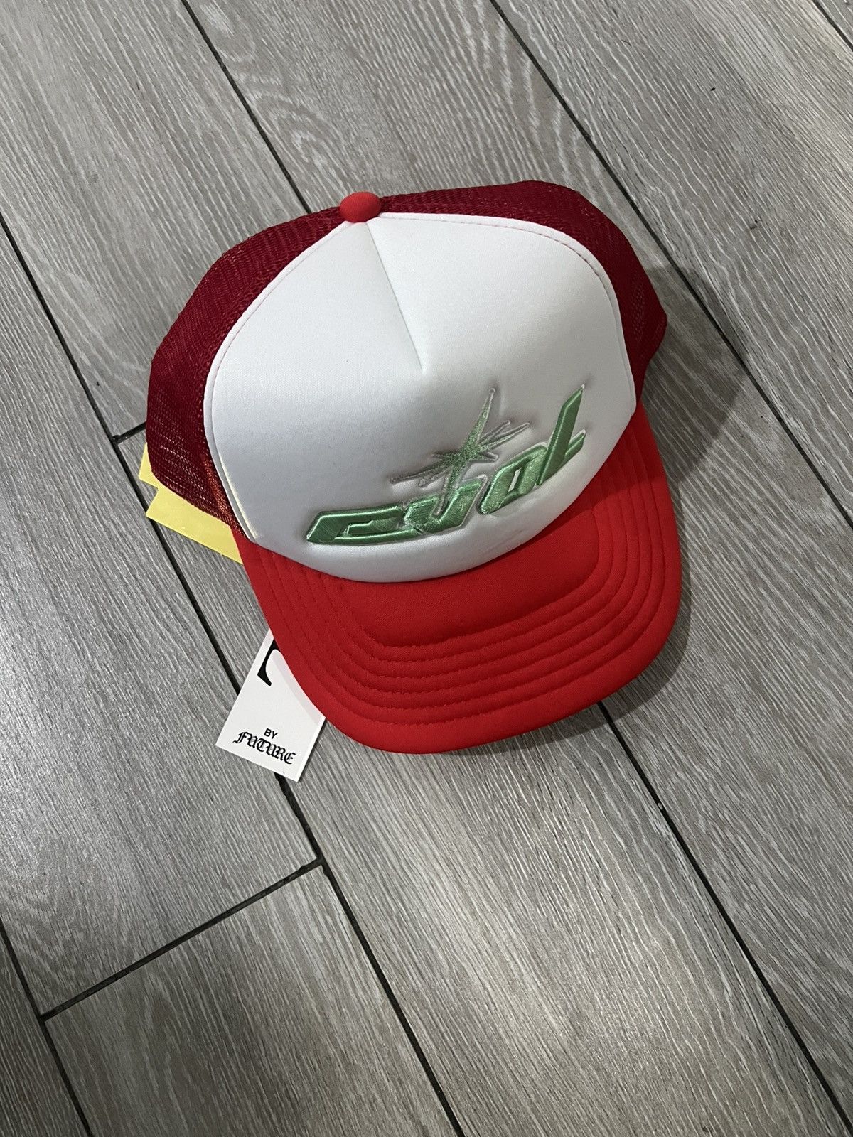 Other EVOL BY FUTURE TECH TRUCKER HAT (RED&WHITE&GREEN) Size ONE SIZE - 1 Preview