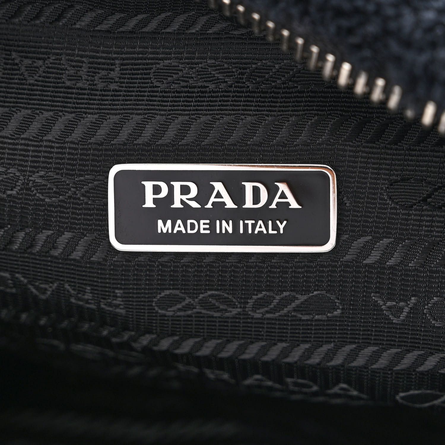 Prada o1srvl11e0724 Size: OS / Tote Bag in Black Size ONE SIZE - 6 Thumbnail