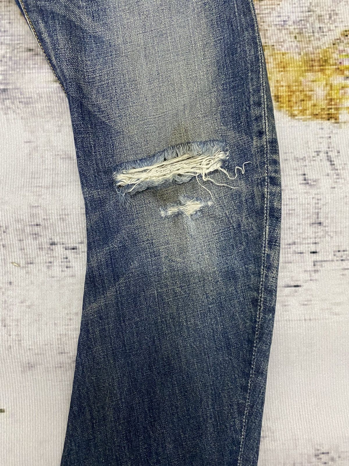 Attachment Vintage Attachment Distressed Denim Jeans Size US 31 - 9 Thumbnail