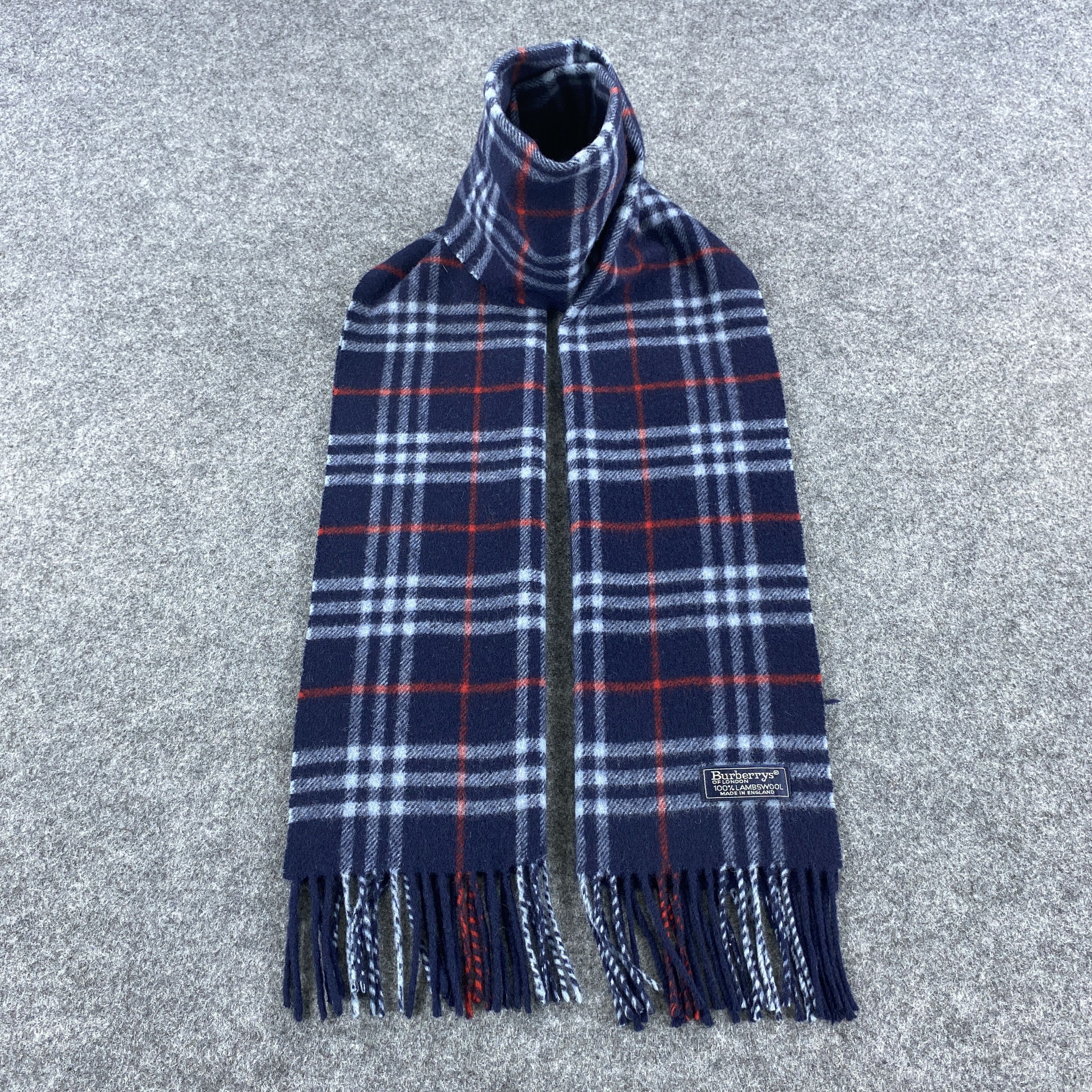 Burberry × Vintage Burberry Scarf # Muffler # Neckwear # D656 Size ONE SIZE - 1 Thumbnail
