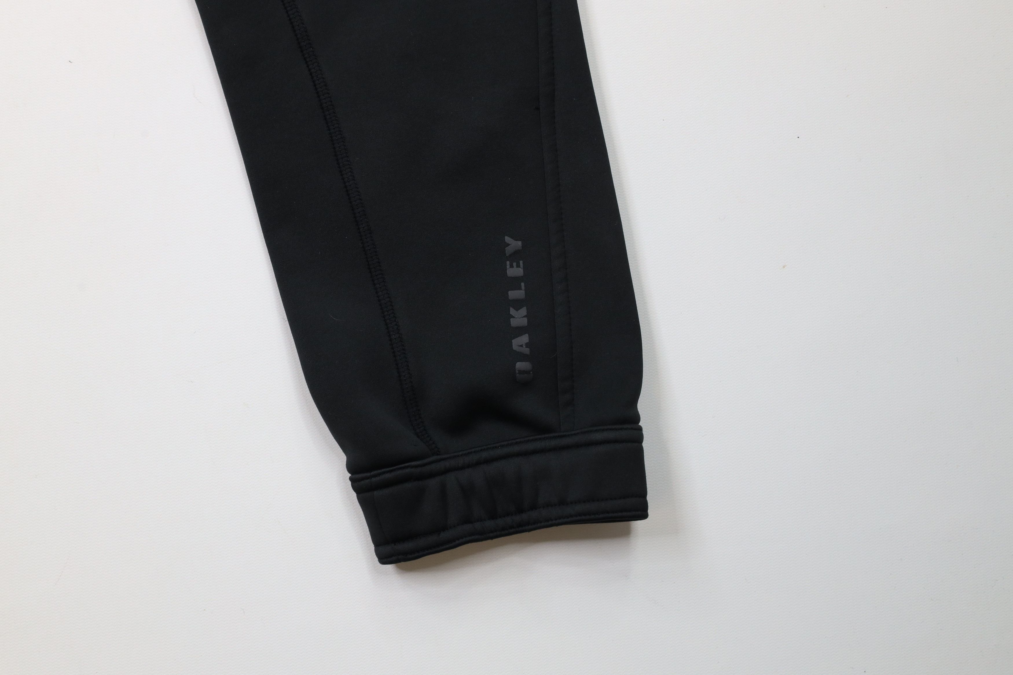 Oakley × Vintage Vintage Y2K Oakley Camouflage Cuffed Joggers Pants Size US 36 / EU 52 - 15 Thumbnail
