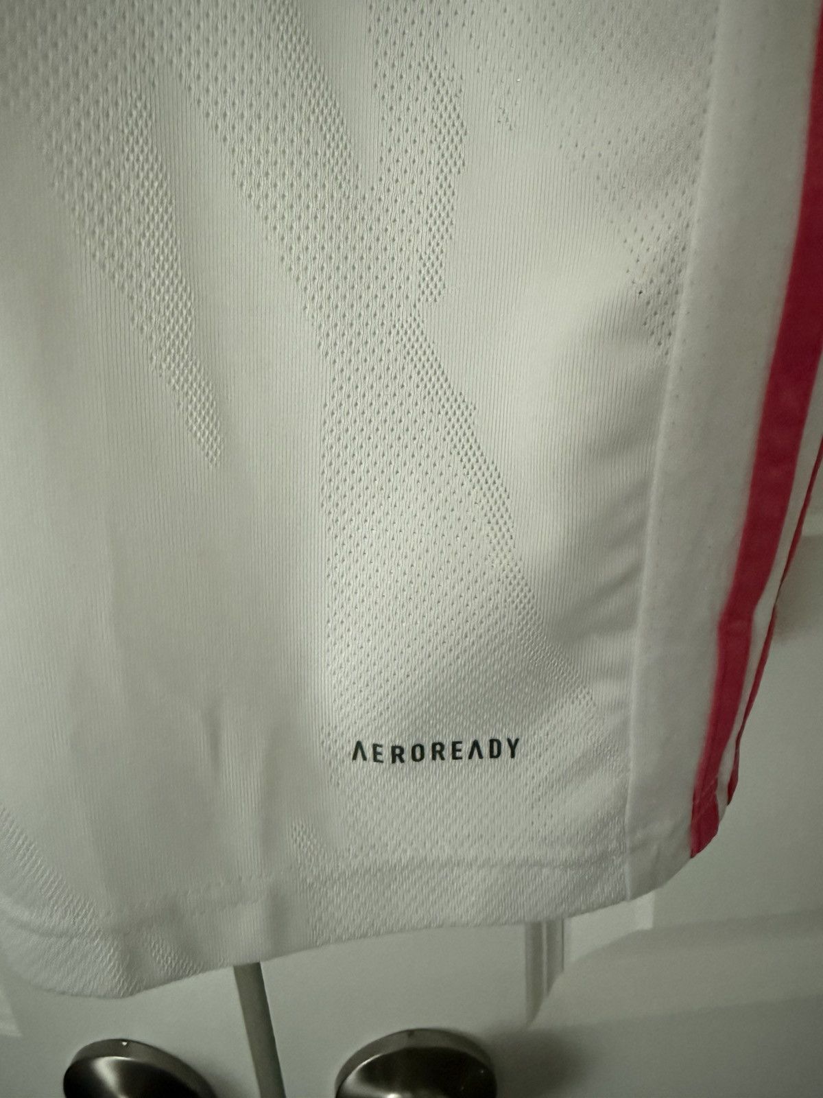 Adidas Real Madrid home 20/21 Jersey White L Size US L / EU 52-54 / 3 - 5 Thumbnail