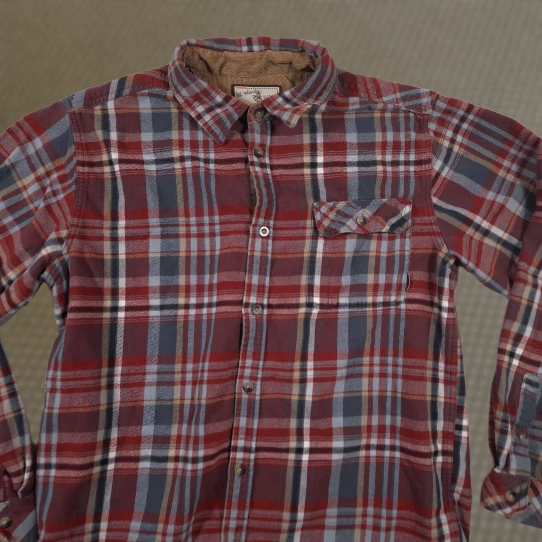 Vintage VINTAGE Legendary Whitetails Flannel Shirt Mens LT Buck Camp Corduroy Collar Button-Up Plaid Size US L / EU 52-54 / 3 - 1 Thumbnail