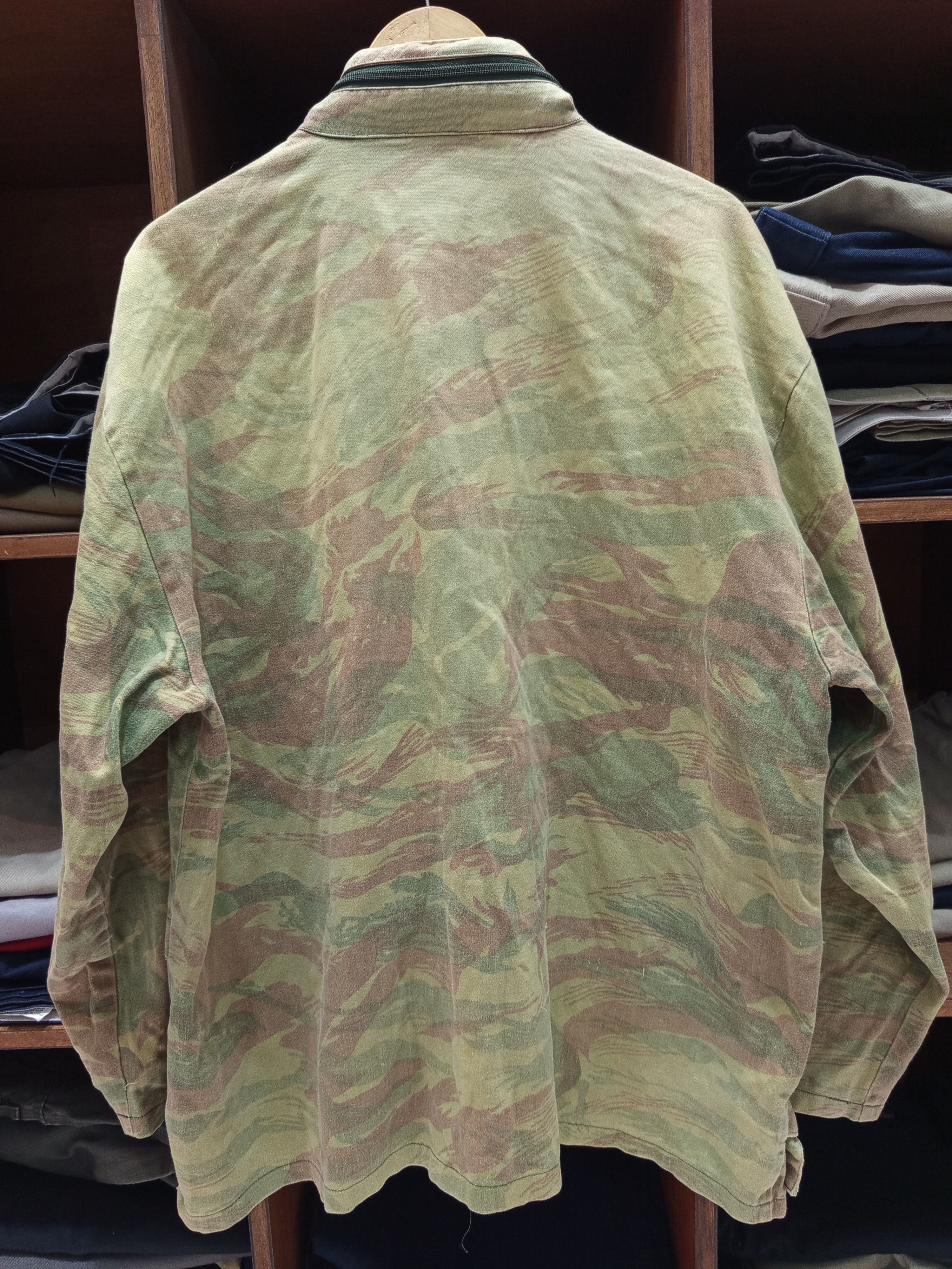 Vintage 1990s Brushstroke Camo Field Jacket Size US L / EU 52-54 / 3 - 6 Thumbnail