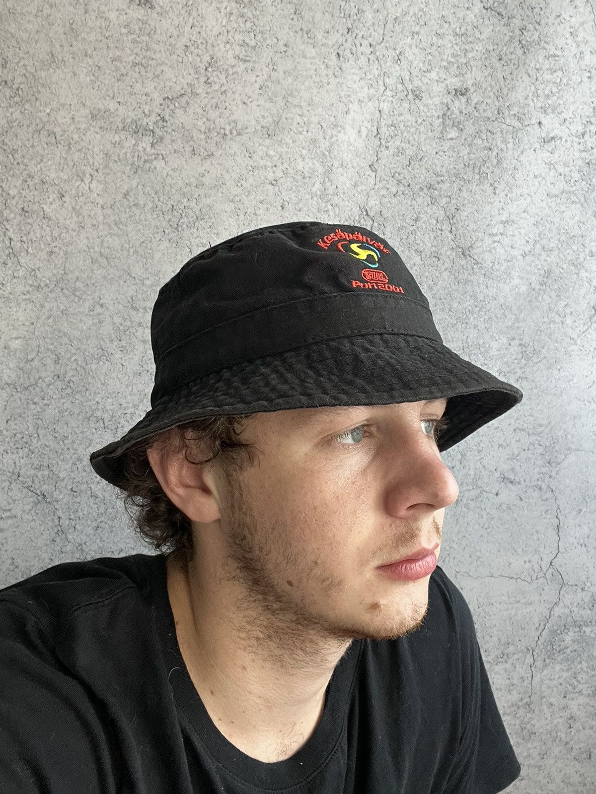Vintage Vintage Bucket Hat 2001 Y2K Style Black 00s Rare Size 42 - 3 Thumbnail