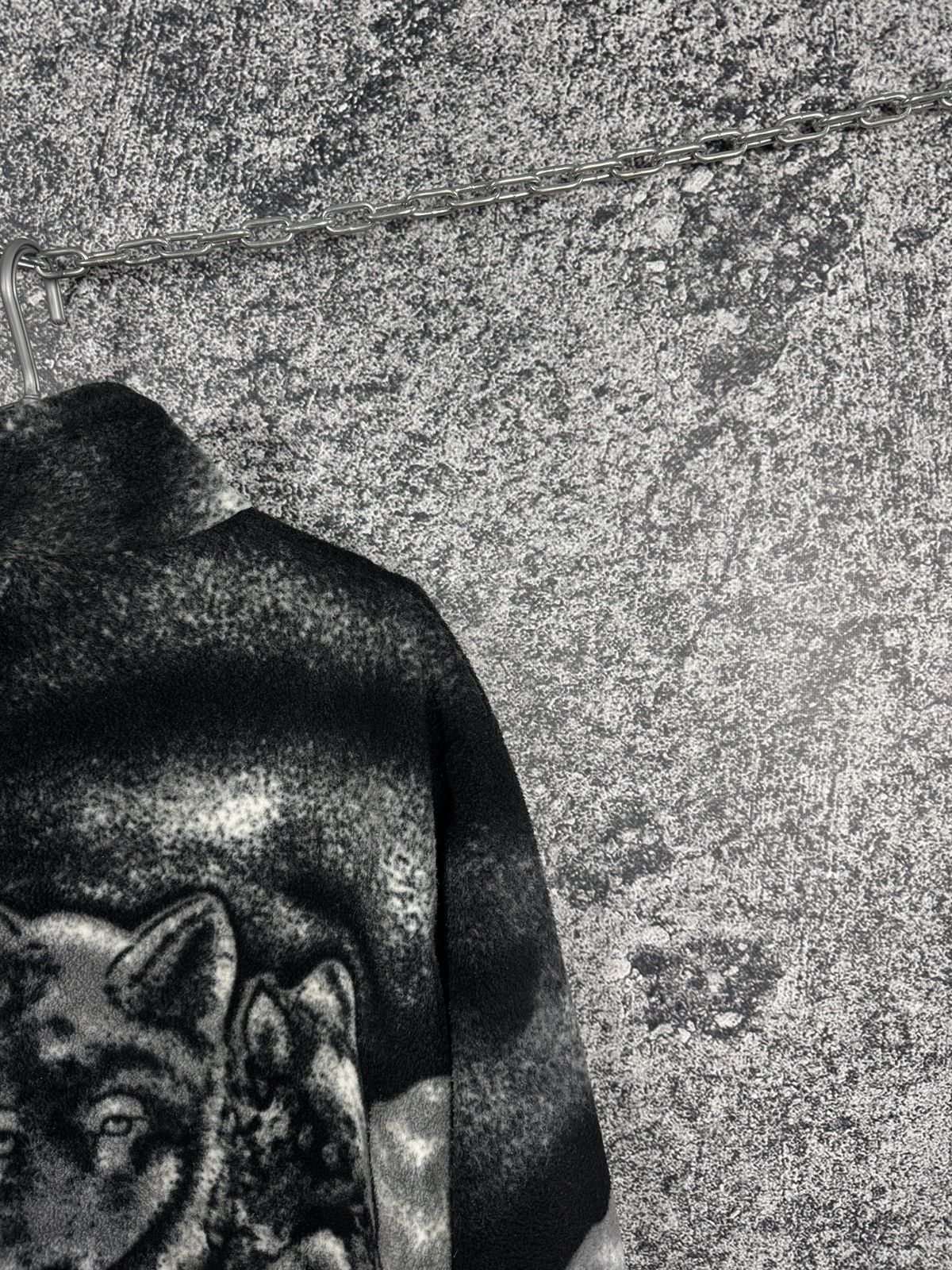 Vintage Vintage Wolf Fleece Jacket Sherpa Warm Overprint Nature M-L Size US L / EU 52-54 / 3 - 11 Thumbnail