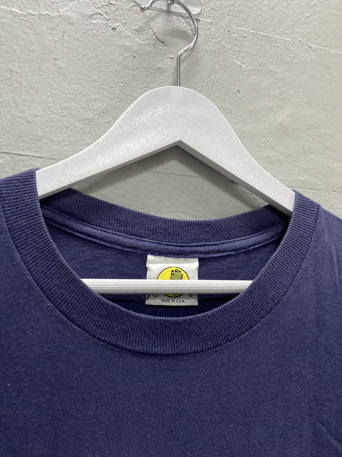 Body Glove VINTAGE BODY GLOVE TEE SHIRT Size US L / EU 52-54 / 3 - 4 Thumbnail