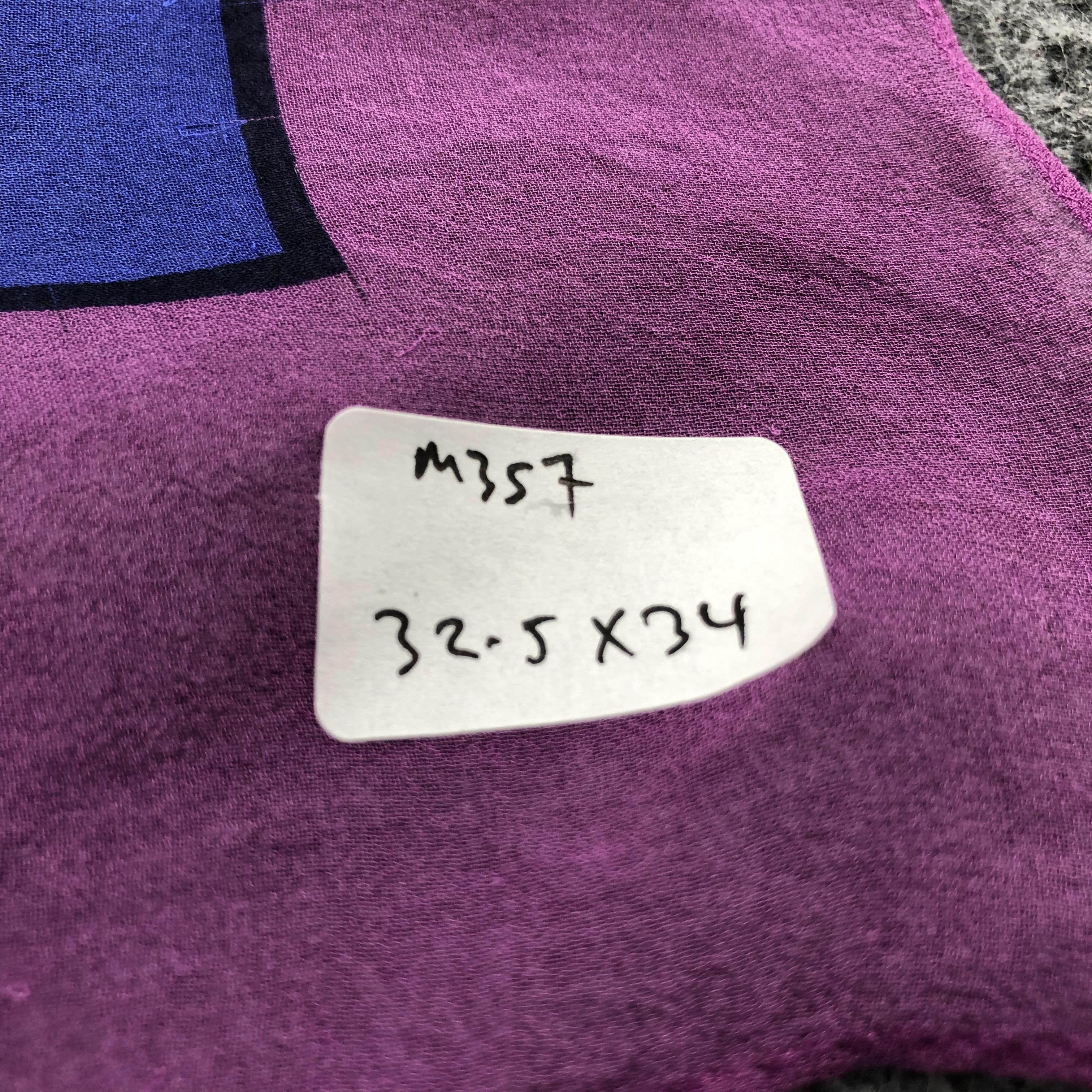 Charles Jourdan Vintage Charles Jourdan Slit Thread Abstract Silk Scarf M357 Size ONE SIZE - 9 Thumbnail