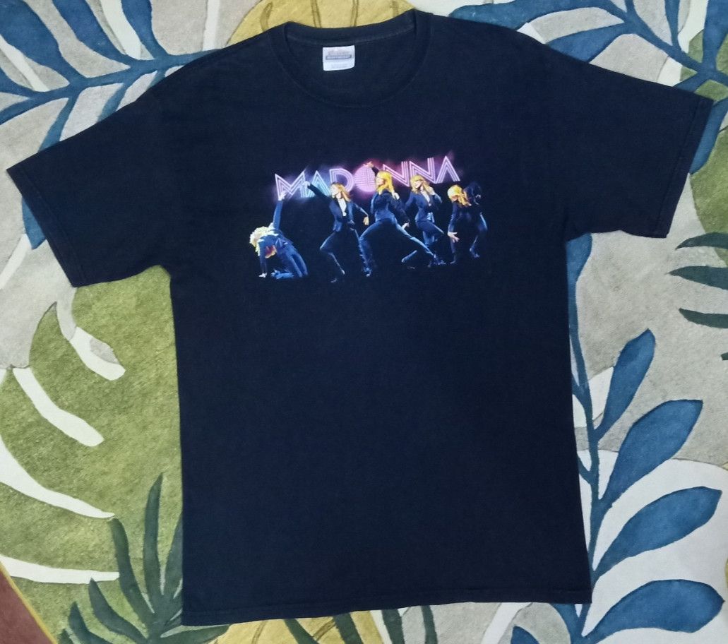 Band Tees Vintage Madonna Confession Tour 2006 Tokyo Dome T-shirt Size US M / EU 48-50 / 2 - 3 Thumbnail