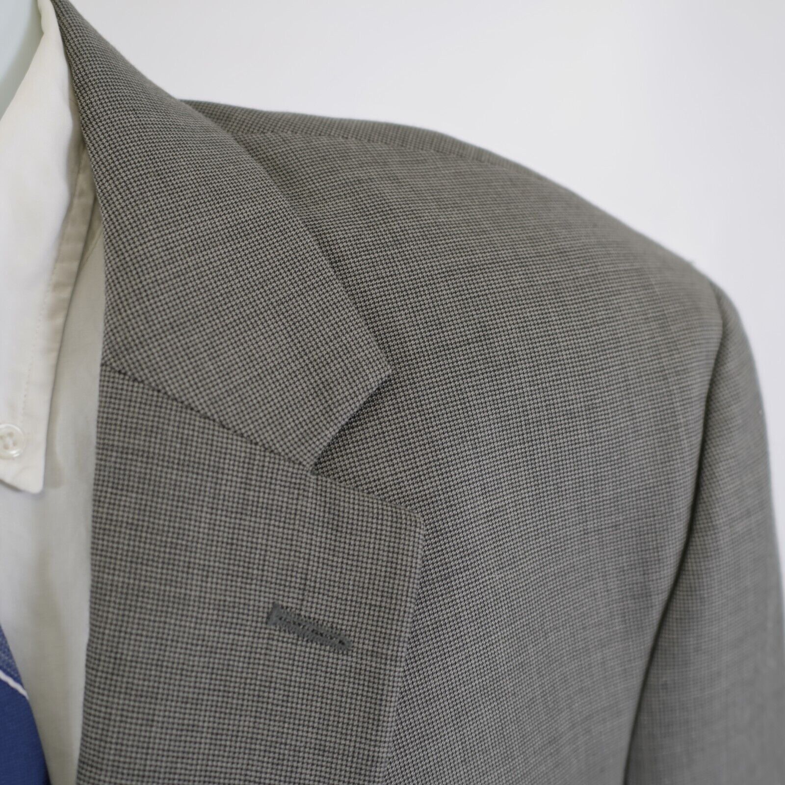 Jos. A. Bank Jos A Bank Textured Wool Beige Black Star Check 44R Blazer 2 Size 44R - 2 Thumbnail