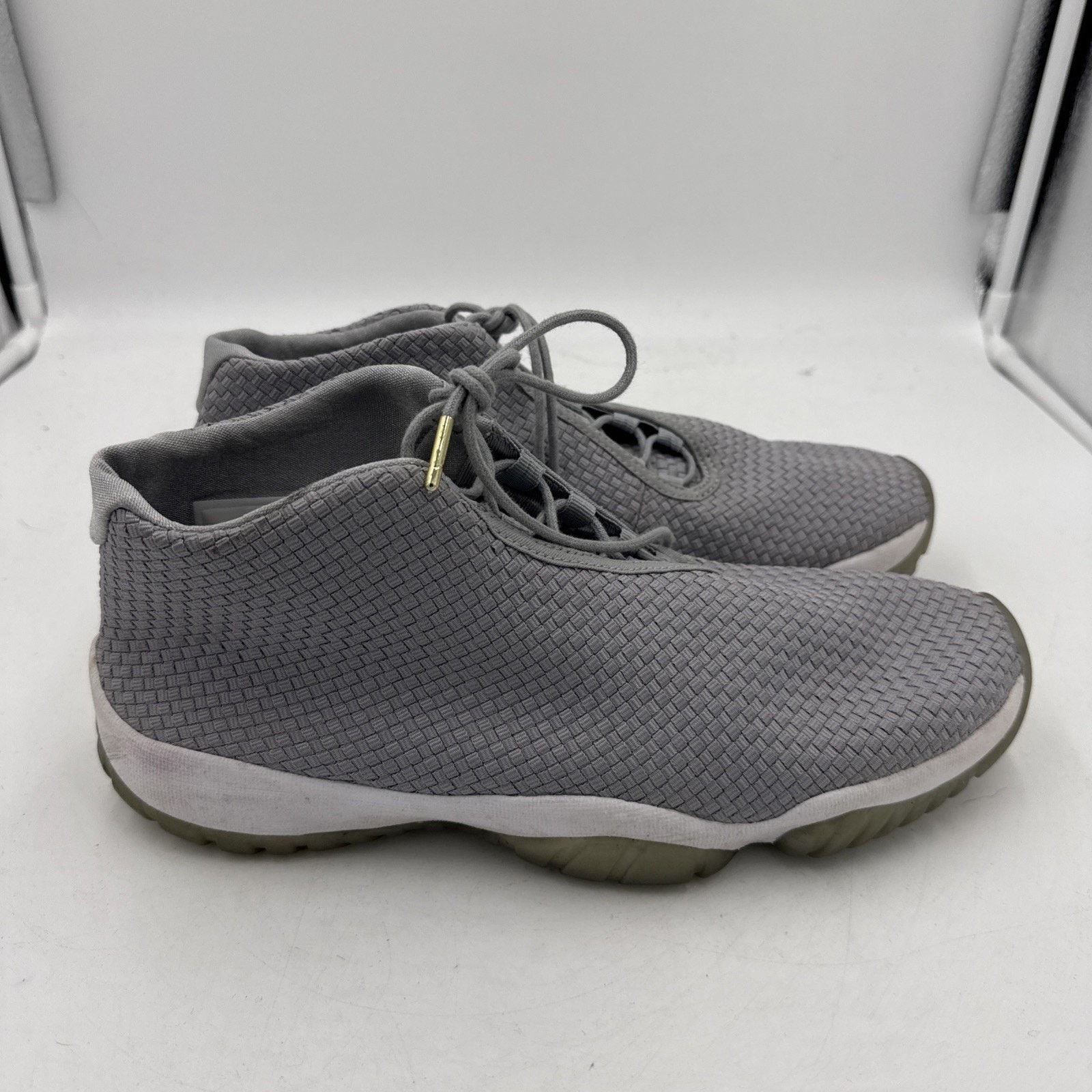 Jordan Brand Size 11 - Air Jordan Future Wolf Grey Size US 11 / EU 44 - 2 Thumbnail