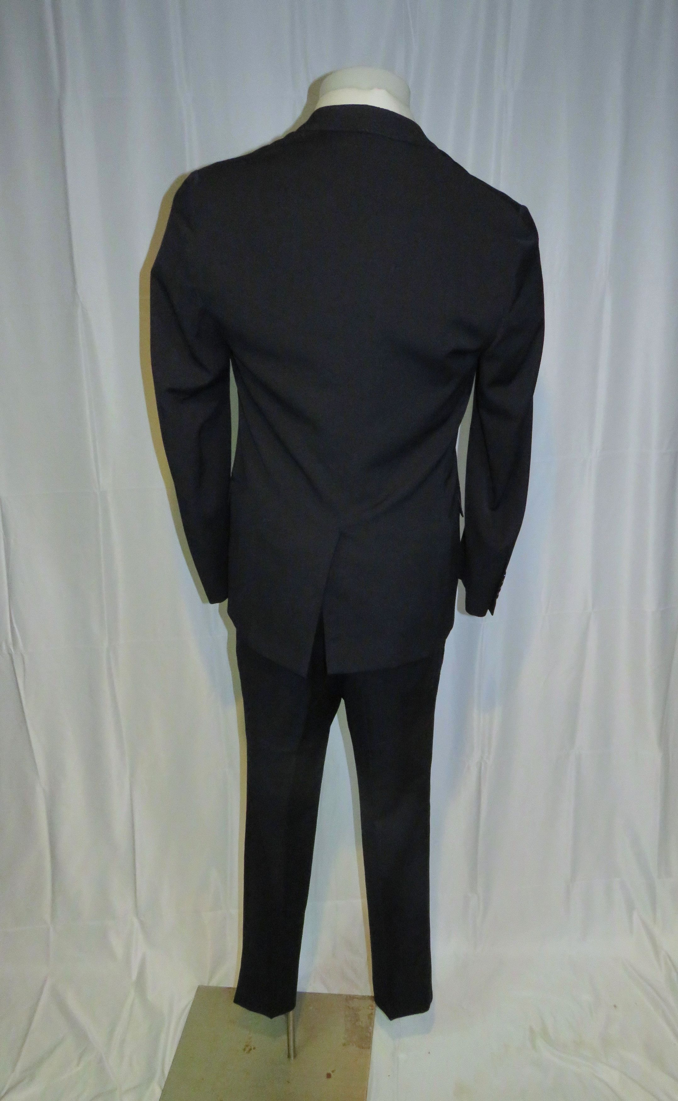 Lanvin Current Navy Blue Barathea Two Button Formal Suit 40R Size 40R - 2 Thumbnail