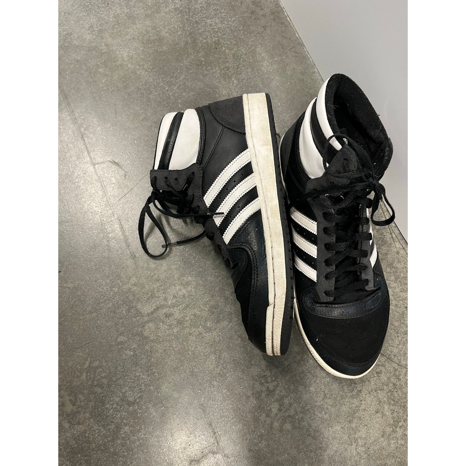 Adidas adidas Top Ten RB Black Cream 2022 GV6632 Men’s Size 12 Size US 12 / EU 45 - 3 Thumbnail