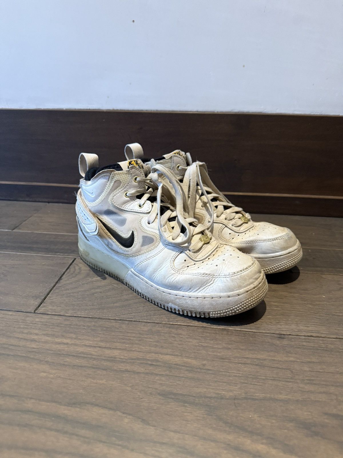 Nike Nike Air Force 1 Mid React '40th Anniversary - White Black' Size US 8 / EU 41 - 1 Thumbnail