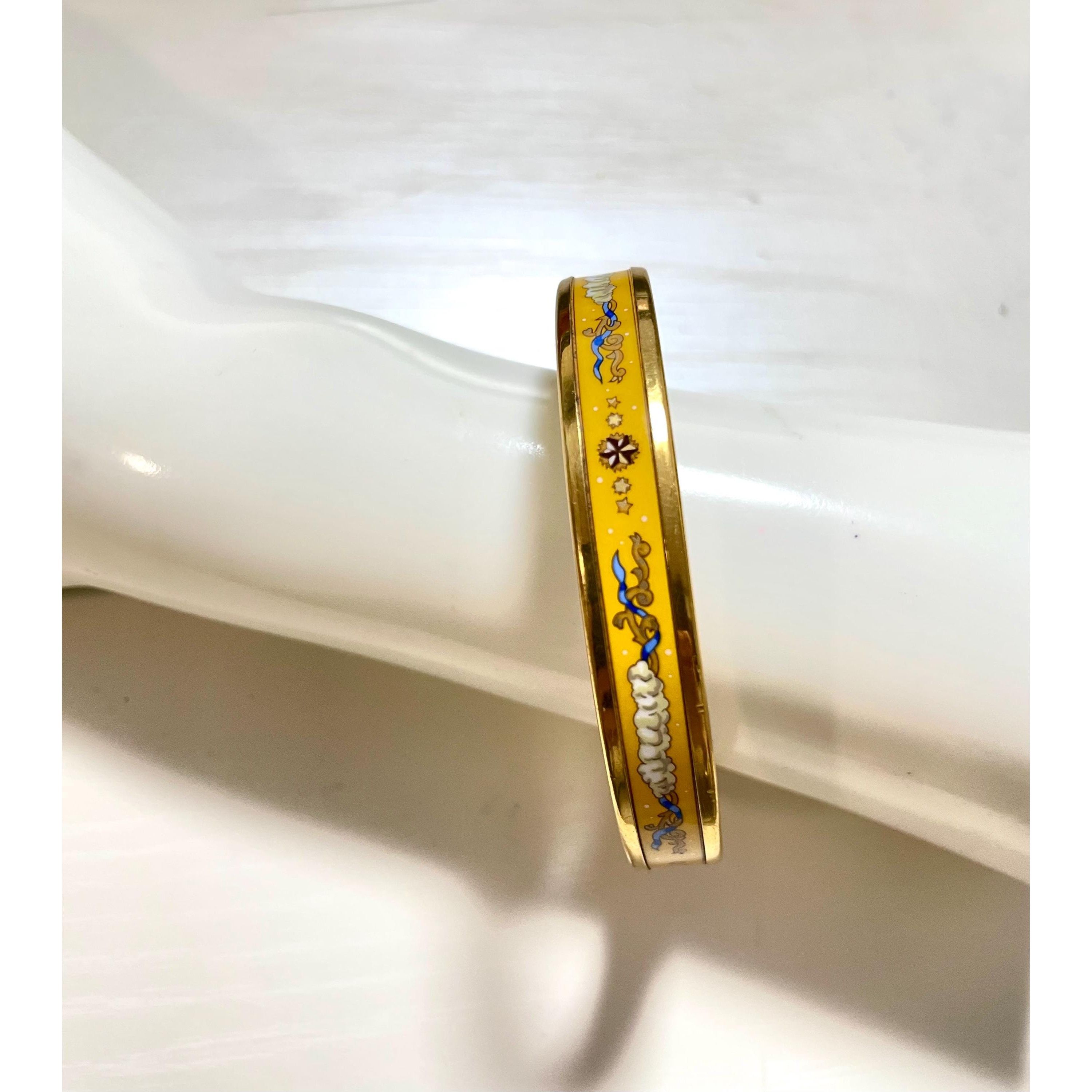 Hermes Vintage Hermes yellow cloisonne enamel bangle with star Size ONE SIZE - 9 Thumbnail