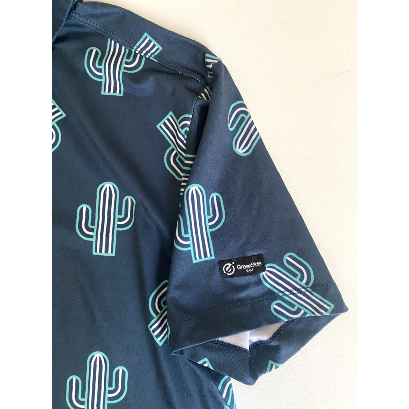 Vintage VINTAGE GreenSide Men’s Golf Polo Shirt Short Sleeve Collared Breathable Lightweight Casual Activewear Sz S Blue/Green Likely 90s Sports Mens Size US S / EU 44-46 / 1 - 7 Thumbnail
