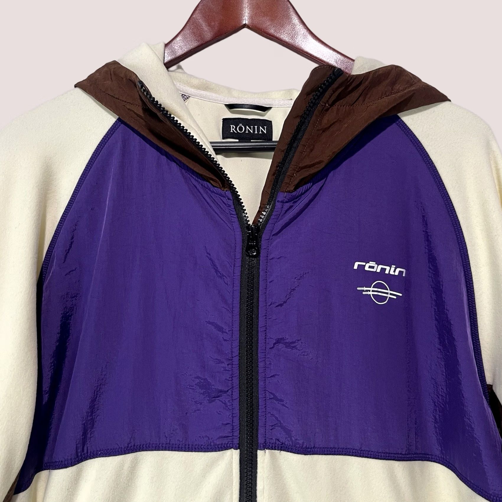 Vintage Ronin Division Jacket Mens L Beige Purple Hooded Zip Up Pockets Long Sleeve Size US L / EU 52-54 / 3 - 1 Thumbnail