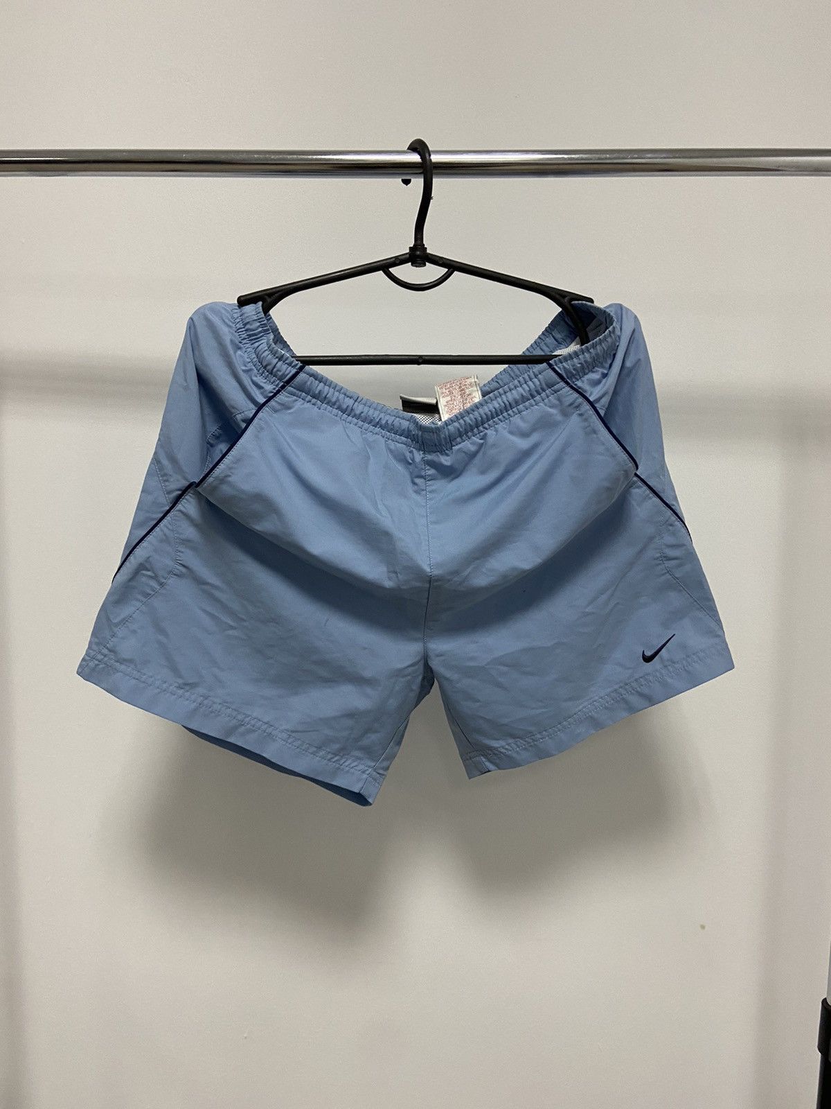 Nike × Vintage Nike Shorts Vintage Small Logo Swoosh Style Skate Nylon Size US 32 / EU 48 - 1 Thumbnail