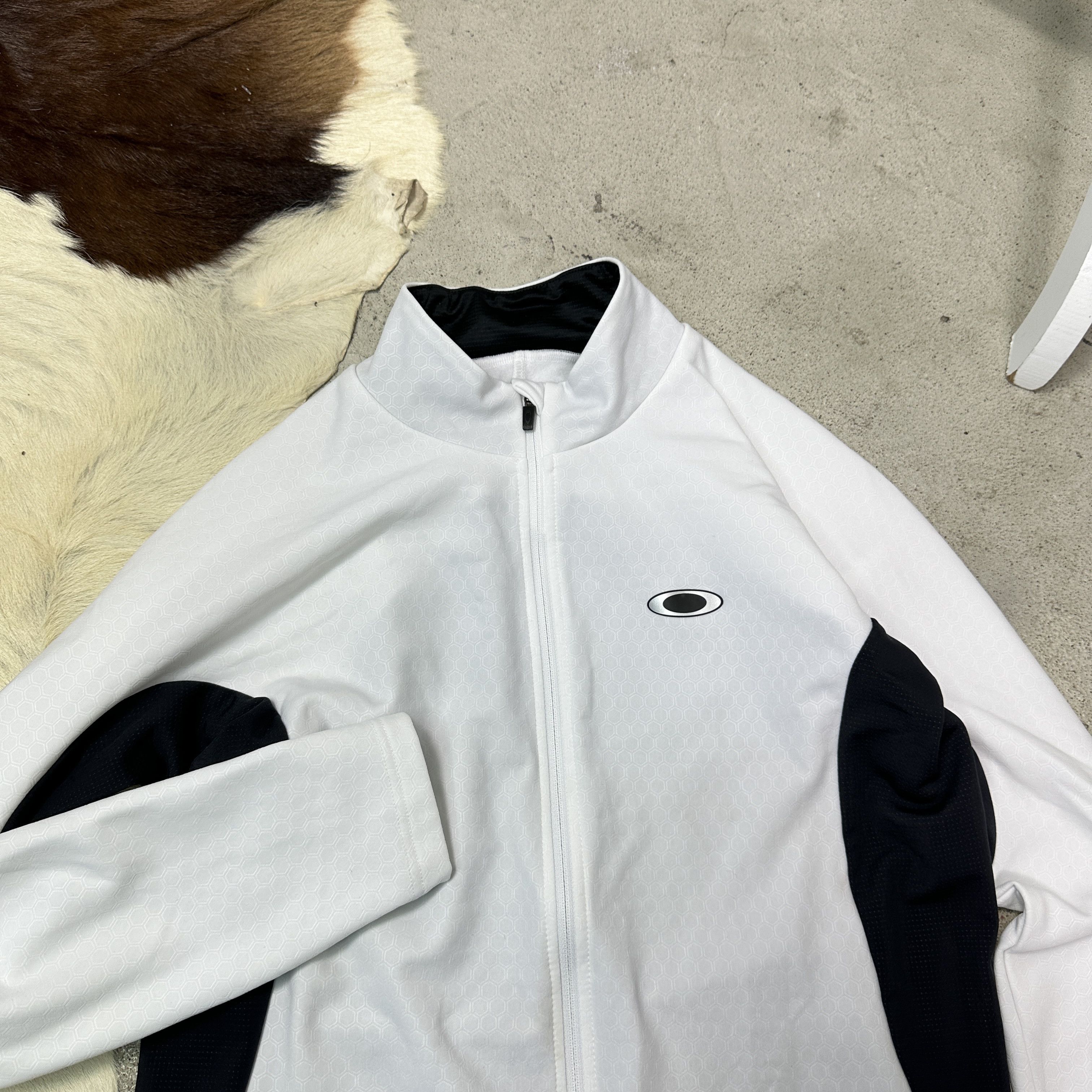 Oakley Vintage Sporty Streetwear Oakley Hydrolix Zip Sweatshirt Y2K Size US L / EU 52-54 / 3 - 3 Thumbnail