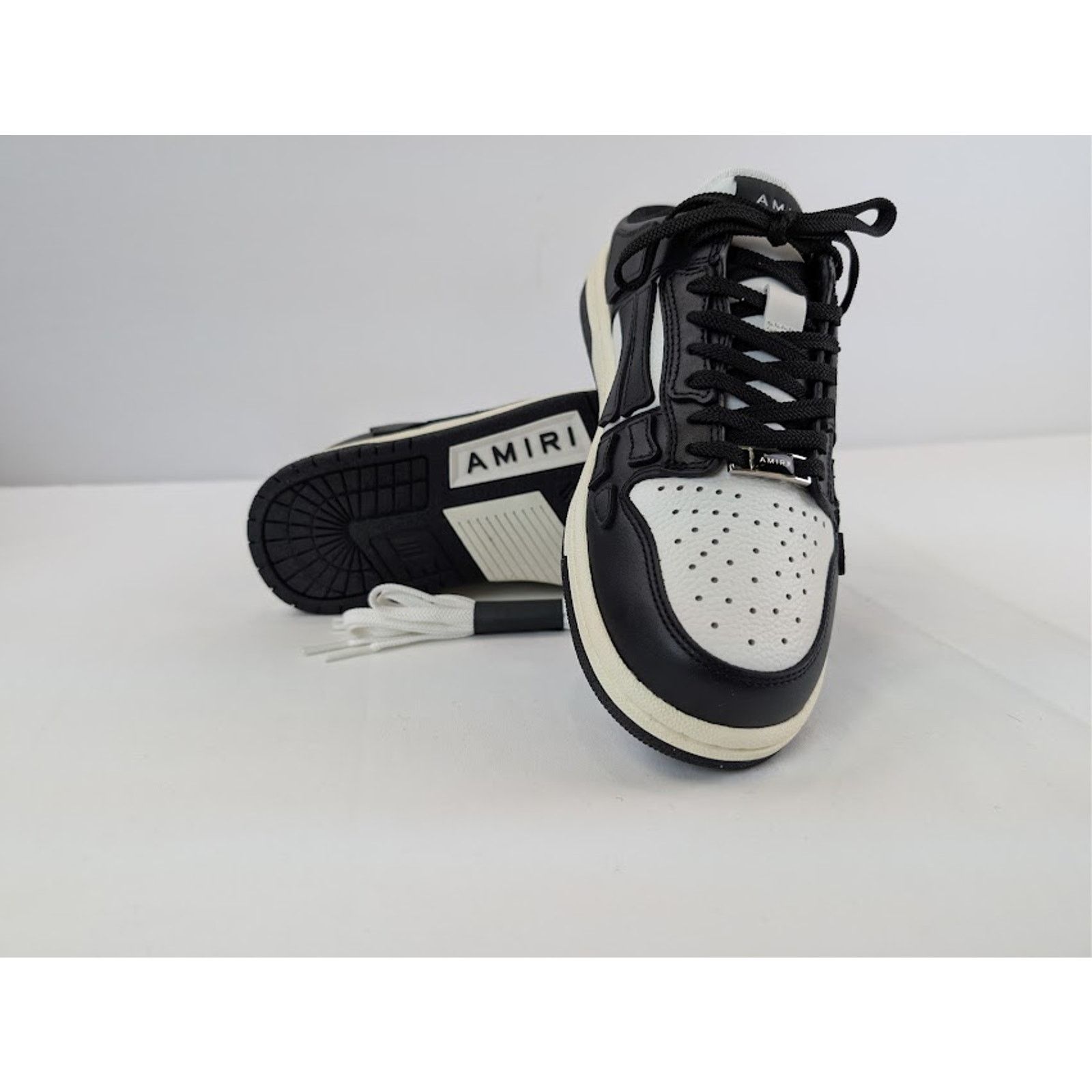 Amiri o1rshd1 Q:2 / Skel Low Top Mule Sneakers in Black / White Size US 11 / EU 44 - 14 Thumbnail