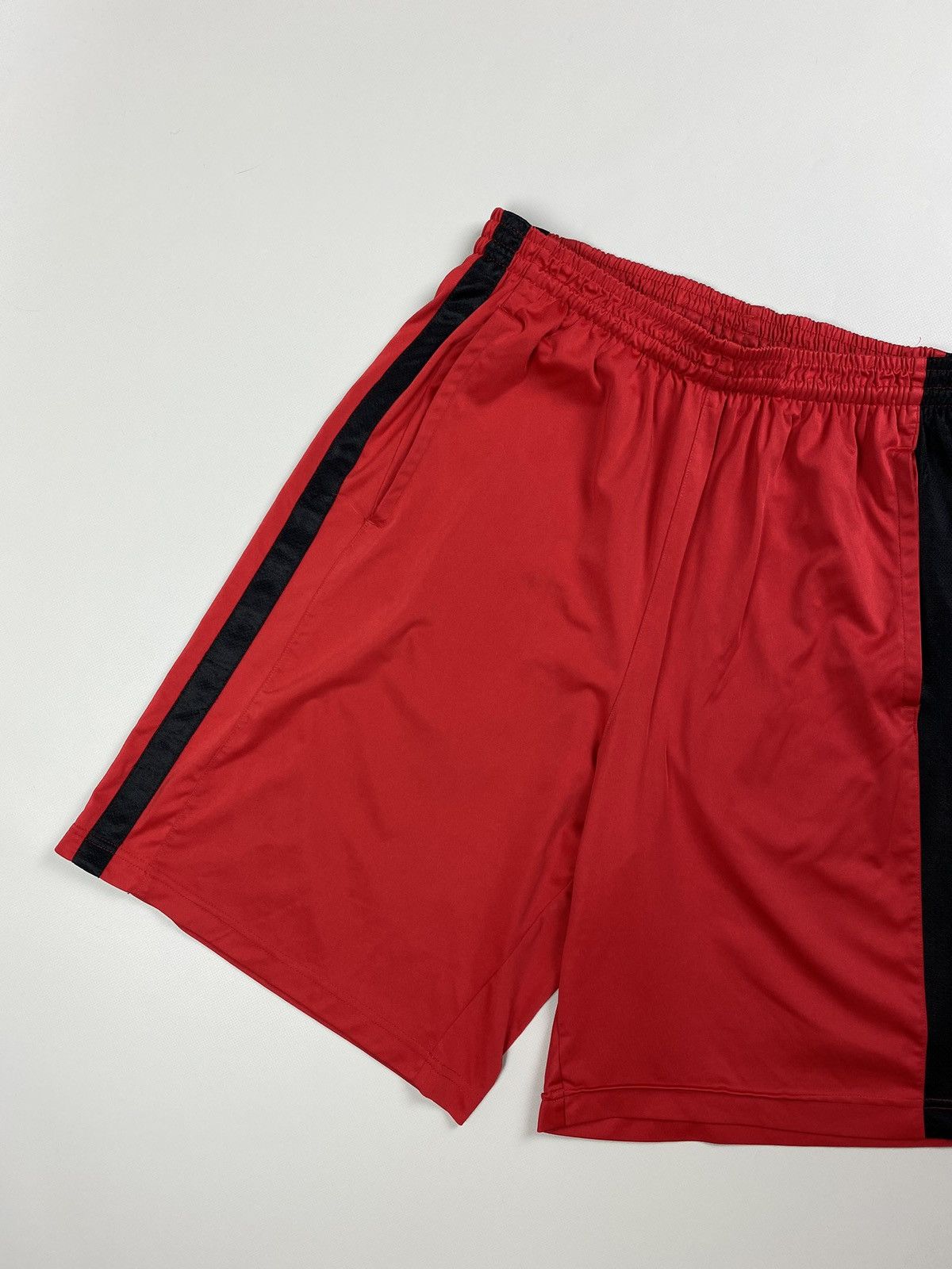 NBA Adidas Chicago Bulls men’s shorts NBA Basketball size M Size US 32 / EU 48 - 5 Thumbnail