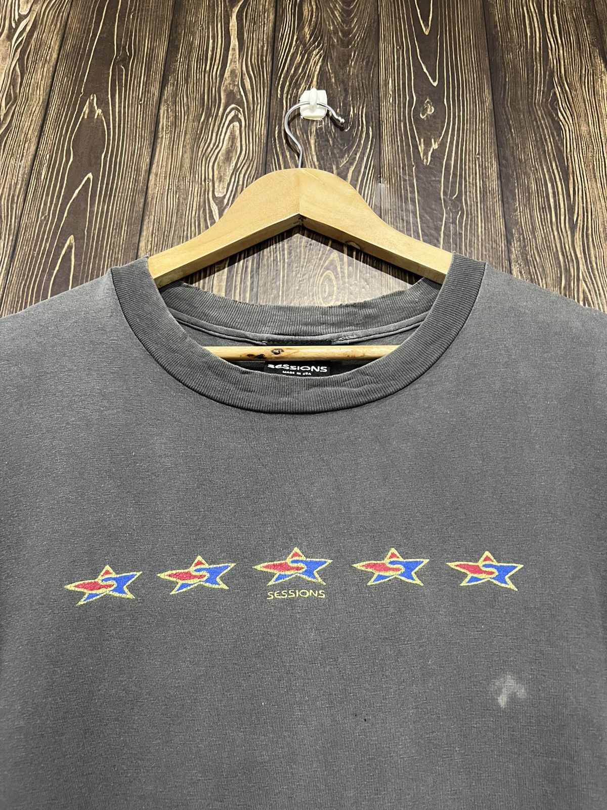 Sessions × Vintage Vintage 90s Sessions Skateboard 5 Stars Logo Tshirt Size US XL / EU 56 / 4 - 2 Thumbnail