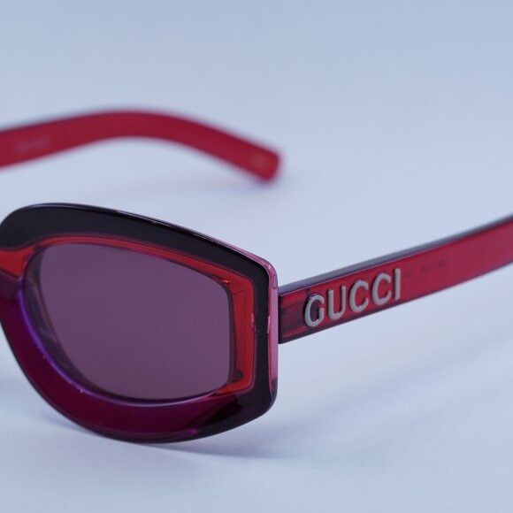 Gucci Gucci GG1719S 004 Sunglasses Transparent Red Geometric Frame Size ONE SIZE - 4 Thumbnail
