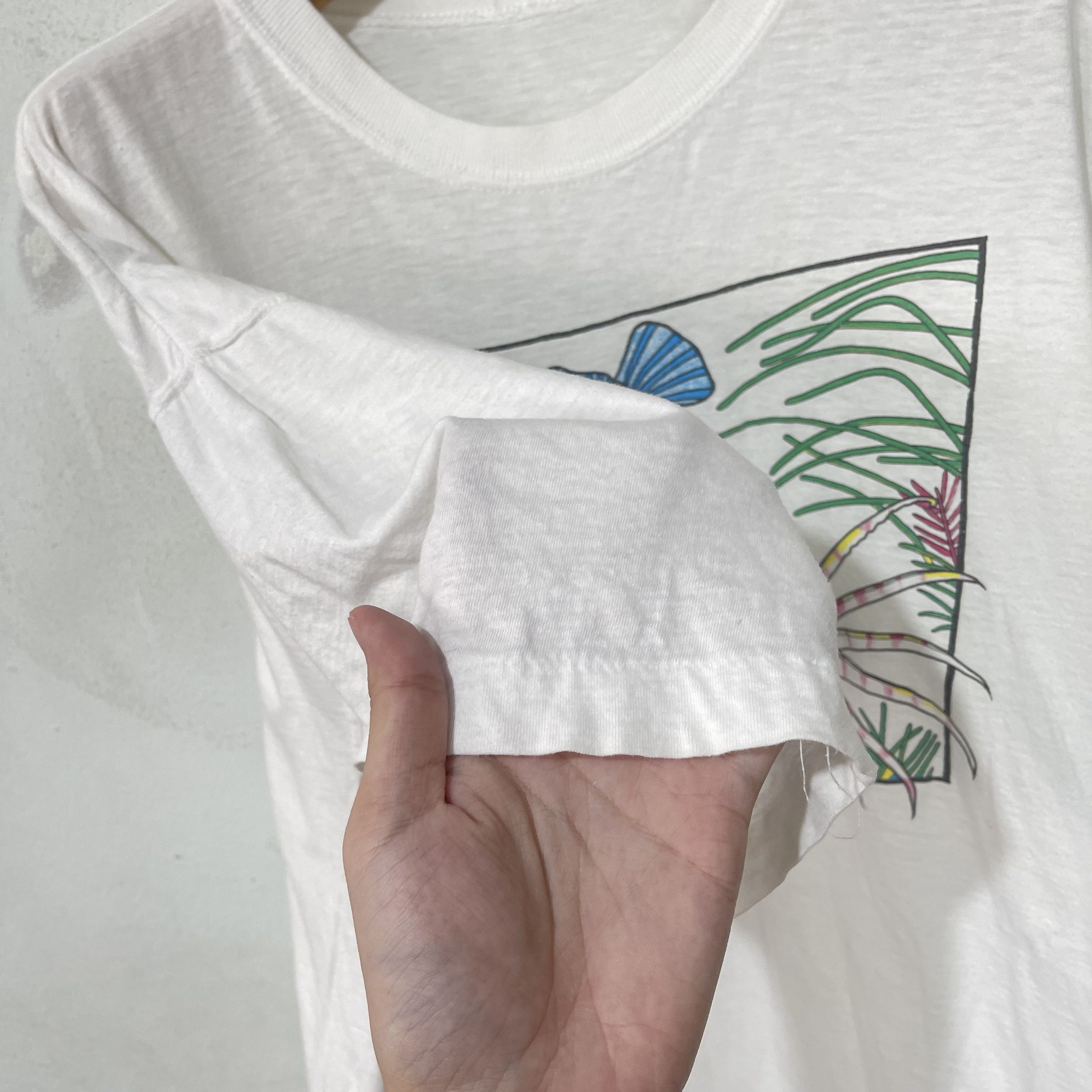 Vintage Vintage 90s Martinique French West Indies T-Shirt Size US L / EU 52-54 / 3 - 6 Thumbnail