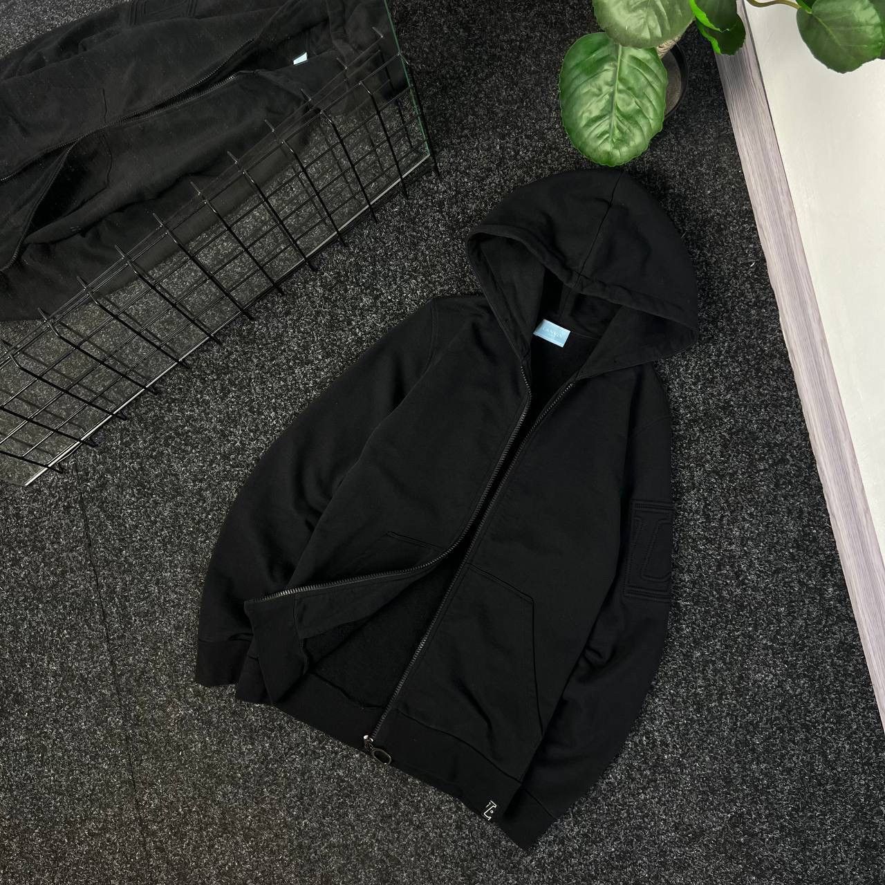 Lanvin Lanvin Zip Hoodie Y2k Luxury Big Logo Avant garde archive Size US S / EU 44-46 / 1 - 1 Thumbnail