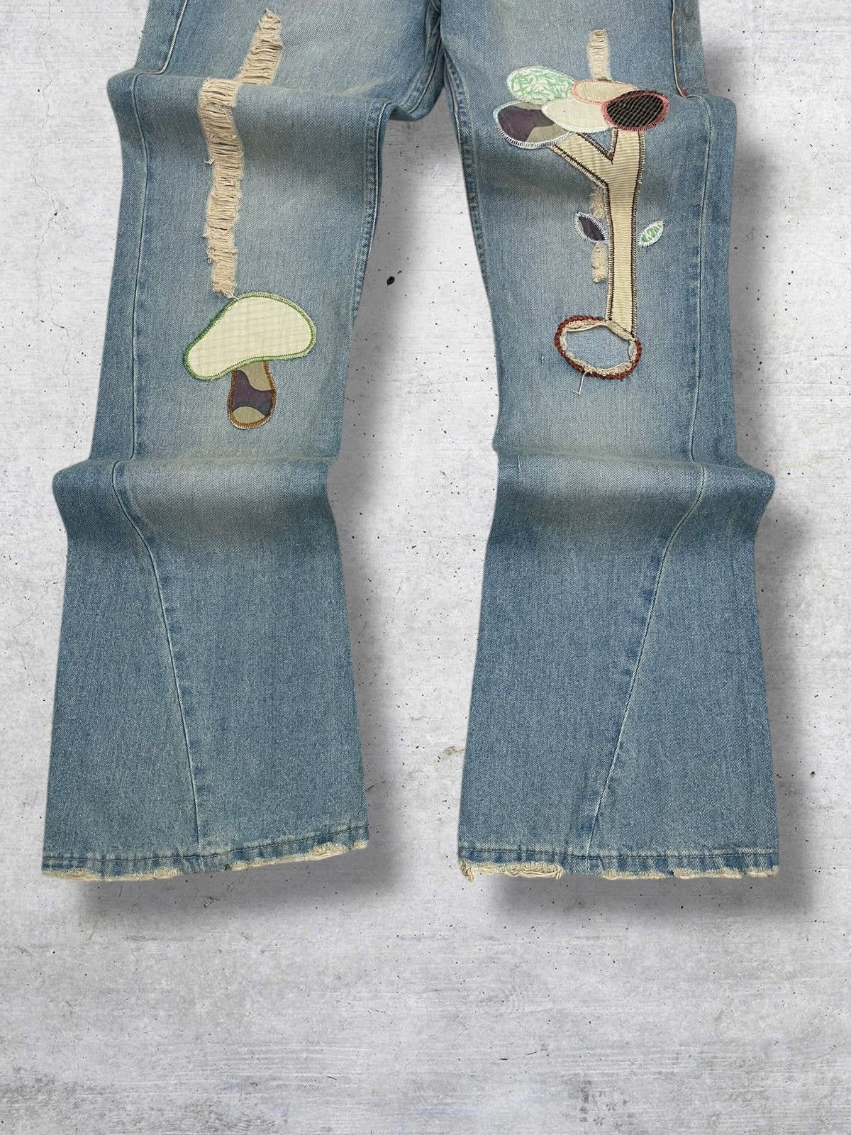 Tornado Mart VINTAGE FANCY CRAFTED JAPAN DESIGNER 90S RIPPED DENIM FLARED Size US 32 / EU 48 - 3 Thumbnail