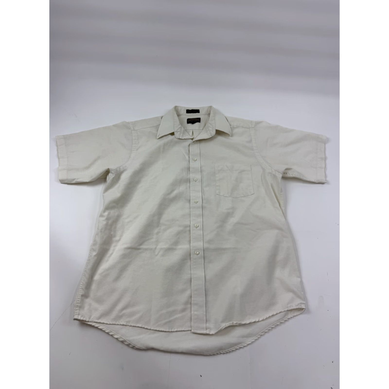 Vintage VINTAGE Cambridge Classics Shirt Mens XL White Wrinkle Free Oxford Short Sleeve Size US XL / EU 56 / 4 - 2 Thumbnail