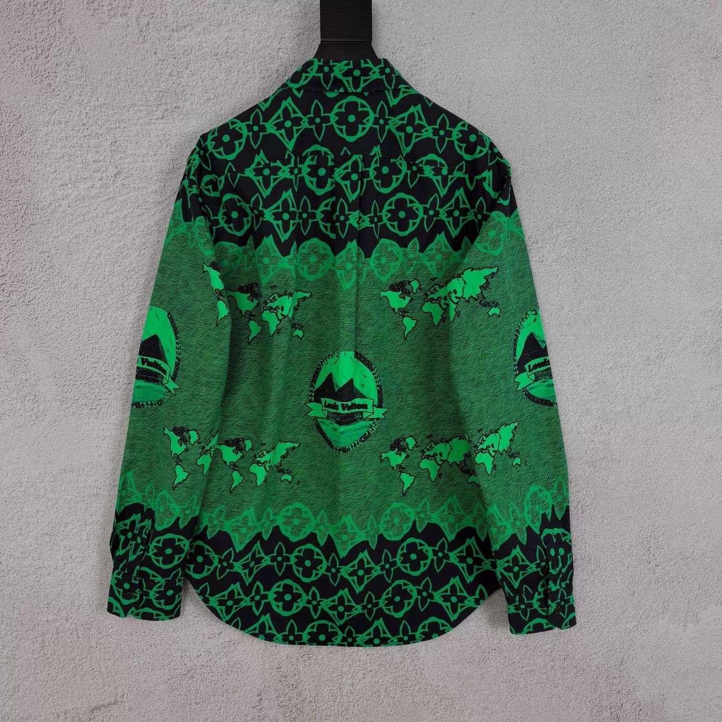 Louis Vuitton LV Pyramid Print LS Shirt Green XS New Size US XS / EU 42 / 0 - 2 Thumbnail