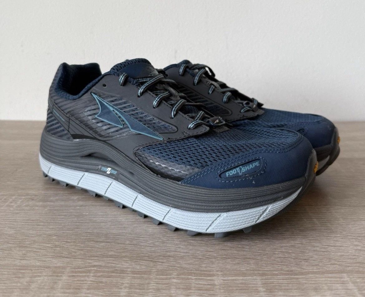Altra Altra Olympus Trail Running Blue Hike Run Walk 2.5 Size US 9 / IT 39 - 1 Thumbnail