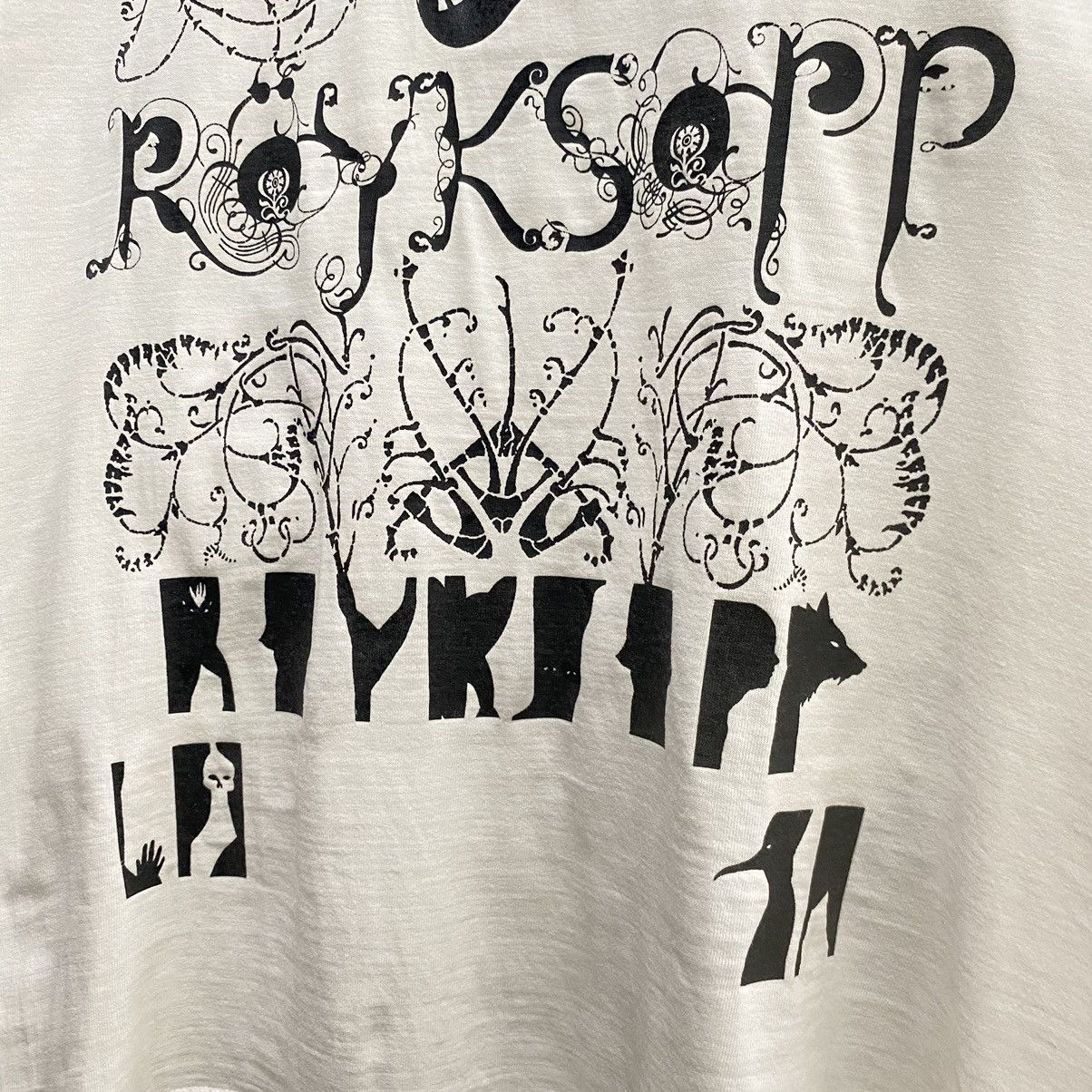 Band Tees Vintage Y2K Royksopp Norwegian Electronic Duo ERD GRUNGE TEE Size US M / EU 48-50 / 2 - 6 Thumbnail