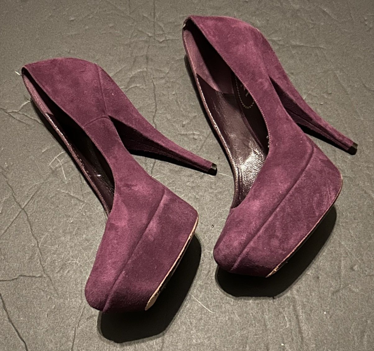 Yves Saint Laurent YSL PURPLE PLATFORM PUMPS Size US 9 / IT 39 - 2 Thumbnail