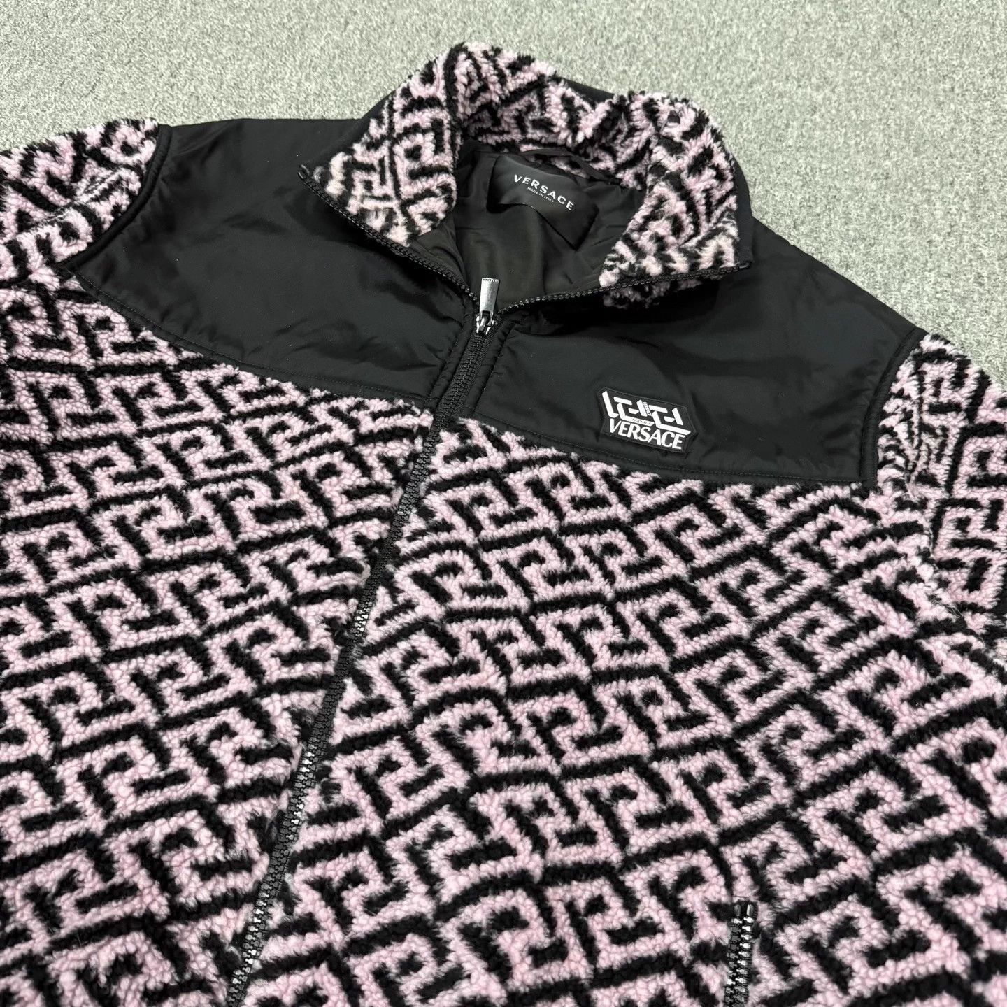 Versace Versace Greca Fleece Jacket 46 EU 99 New Size US S / EU 44-46 / 1 - 3 Thumbnail