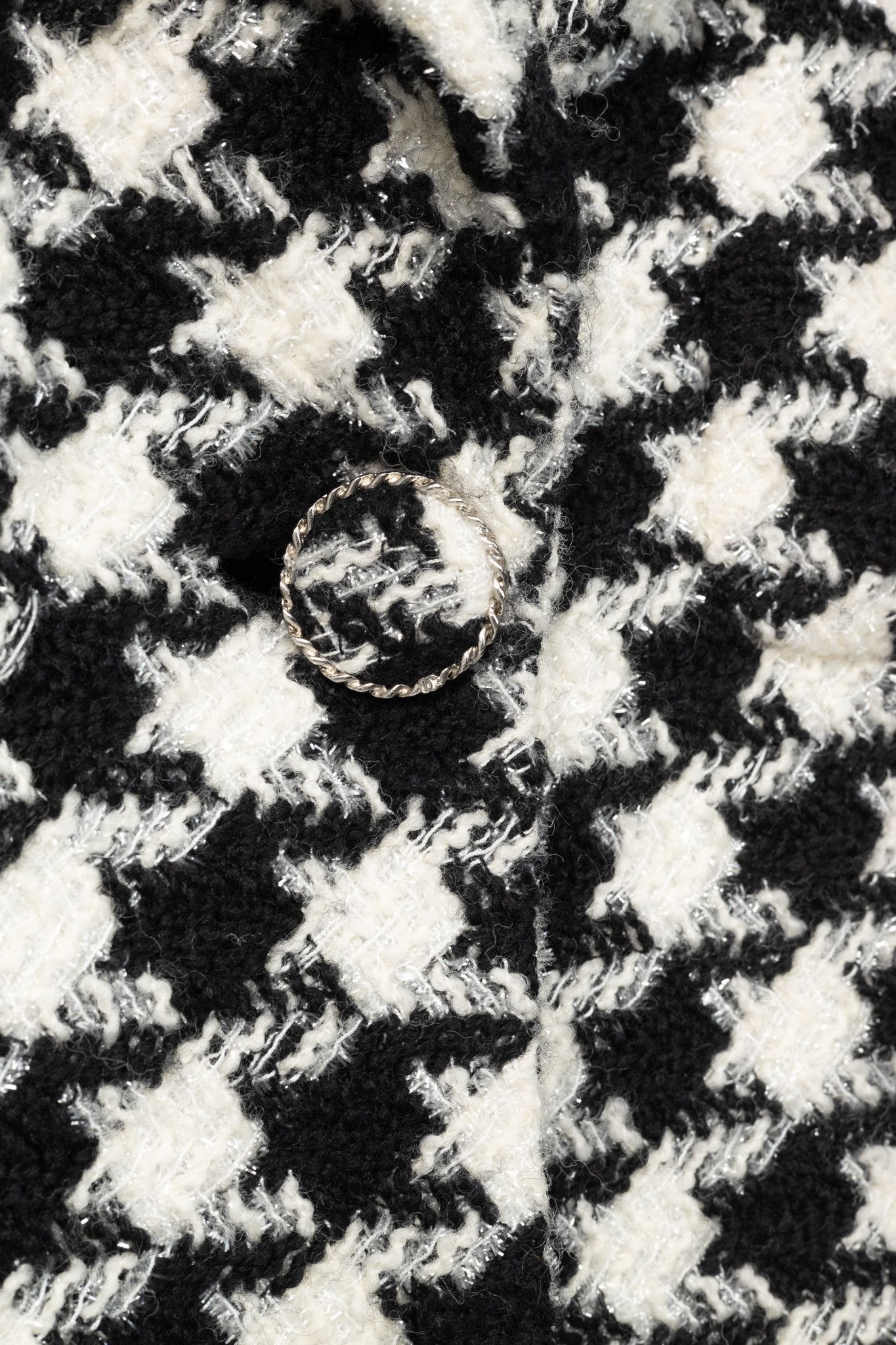 Chanel Chanel AW/19 Runway White/Black Houndstooth Wool-Tweed Coat Size S / US 4 / IT 40 - 10 Thumbnail