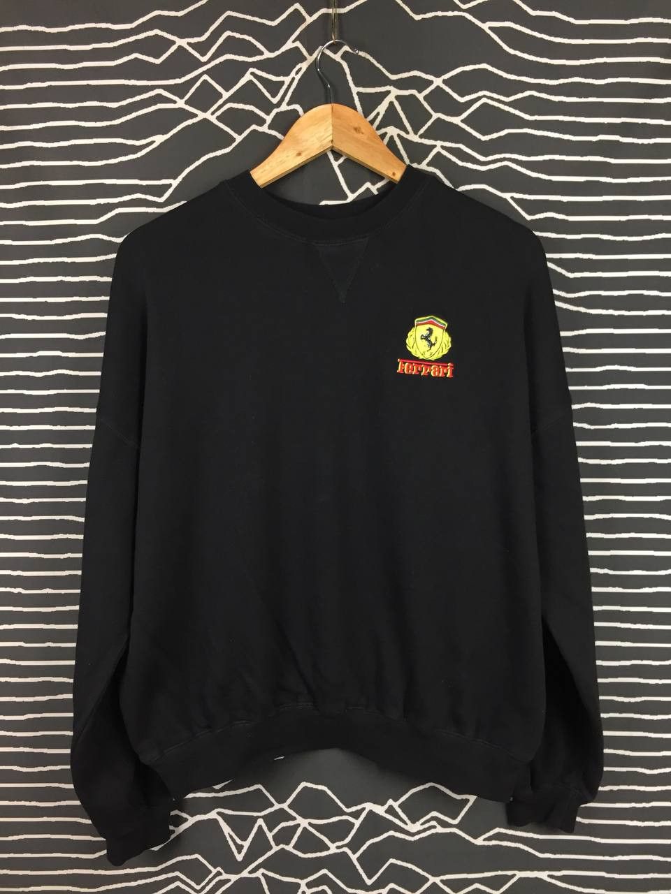 Ferrari Vtg Ferrari Magneti Marelli Embroidered Logo Sweatshirt Size US M / EU 48-50 / 2 - 1 Thumbnail