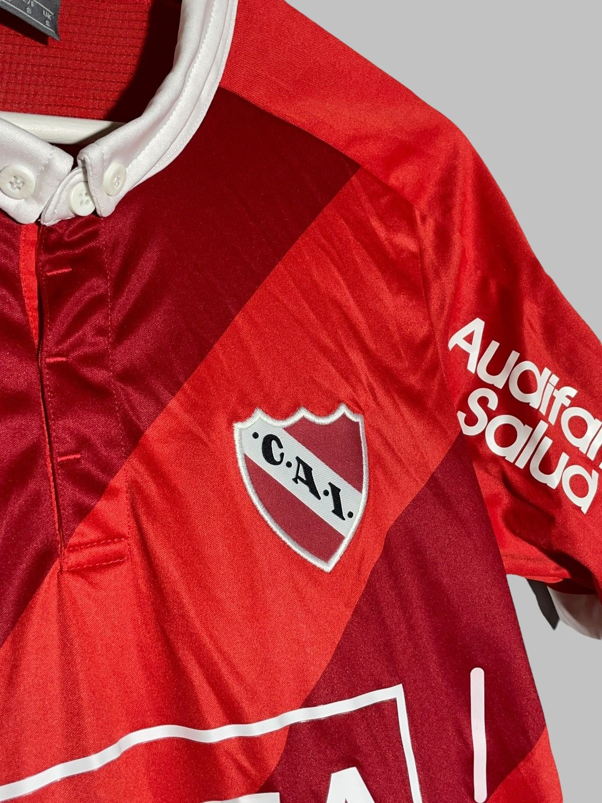 Puma Independiente Puma 2015/16 Home Football Shirt Soccer Jersey Size US S / EU 44-46 / 1 - 5 Thumbnail