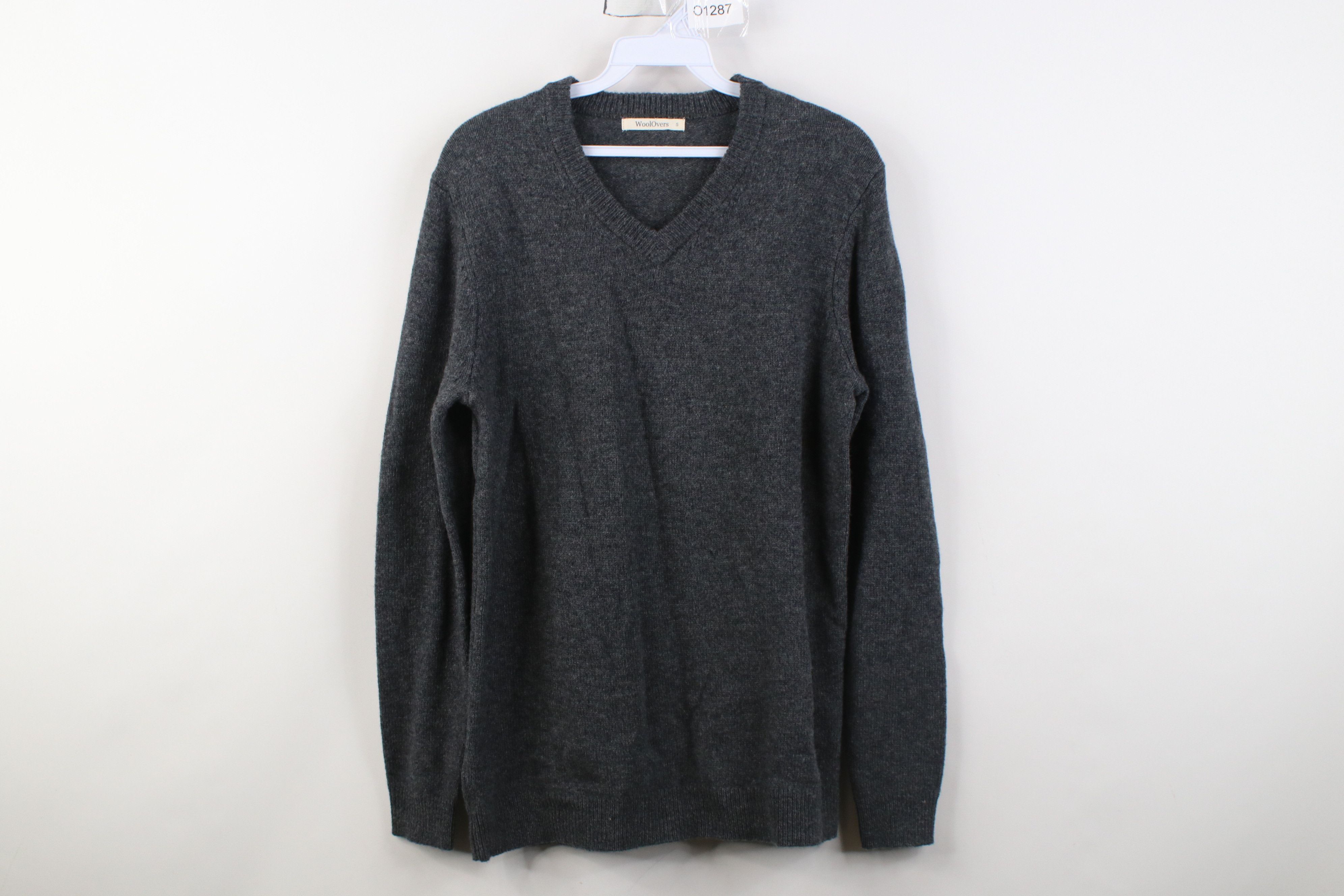 Vintage WoolOvers Wool Overs Wool Knit V-Neck Sweater Heather Gray Size US S / EU 44-46 / 1 - 1 Thumbnail