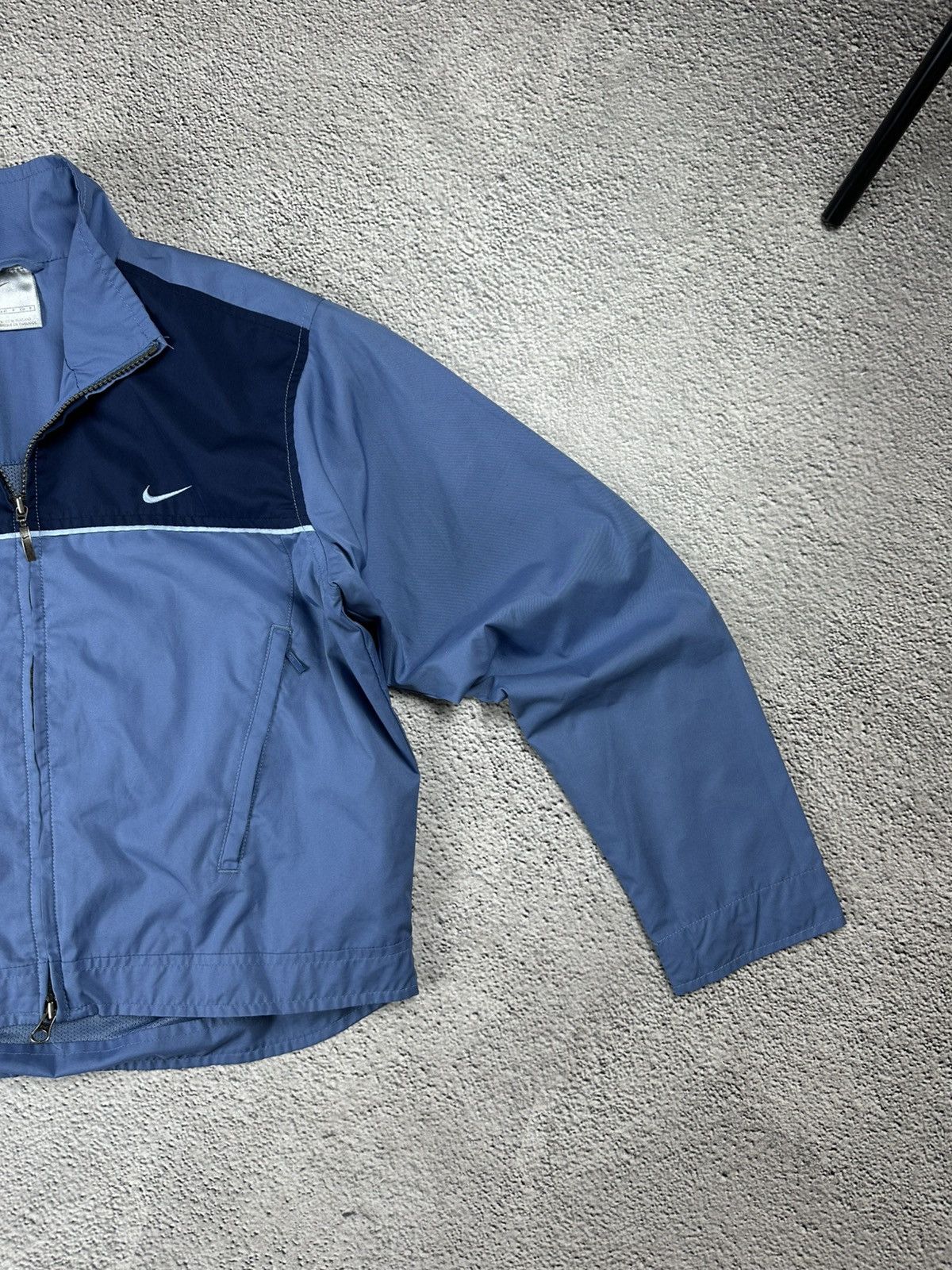 Nike Vintage Nike Track Suit Pants Jacket Nylon Drill Y2K Style Size S / US 4 / IT 40 - 5 Thumbnail