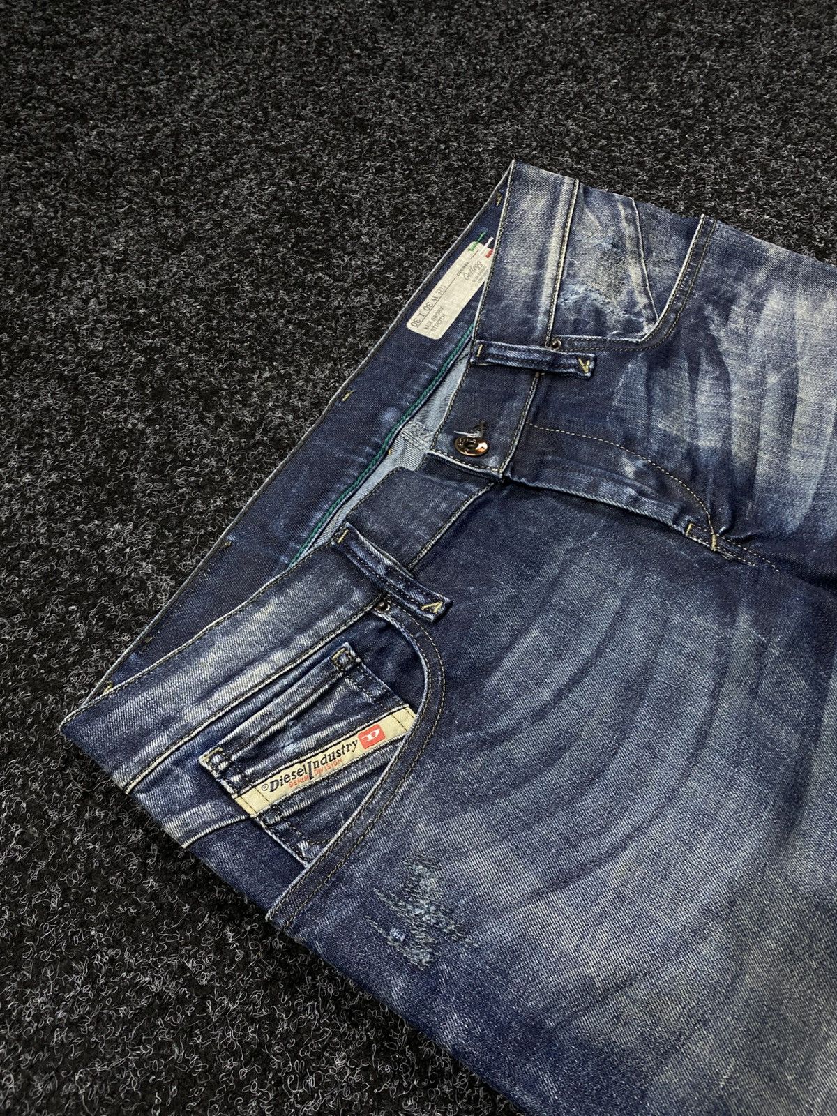 Diesel × If Six Was Nine × Vintage Vintage Y2K Diesel Industry Jeans baggy denim pants Size 30" / US 8 / IT 44 - 7 Thumbnail