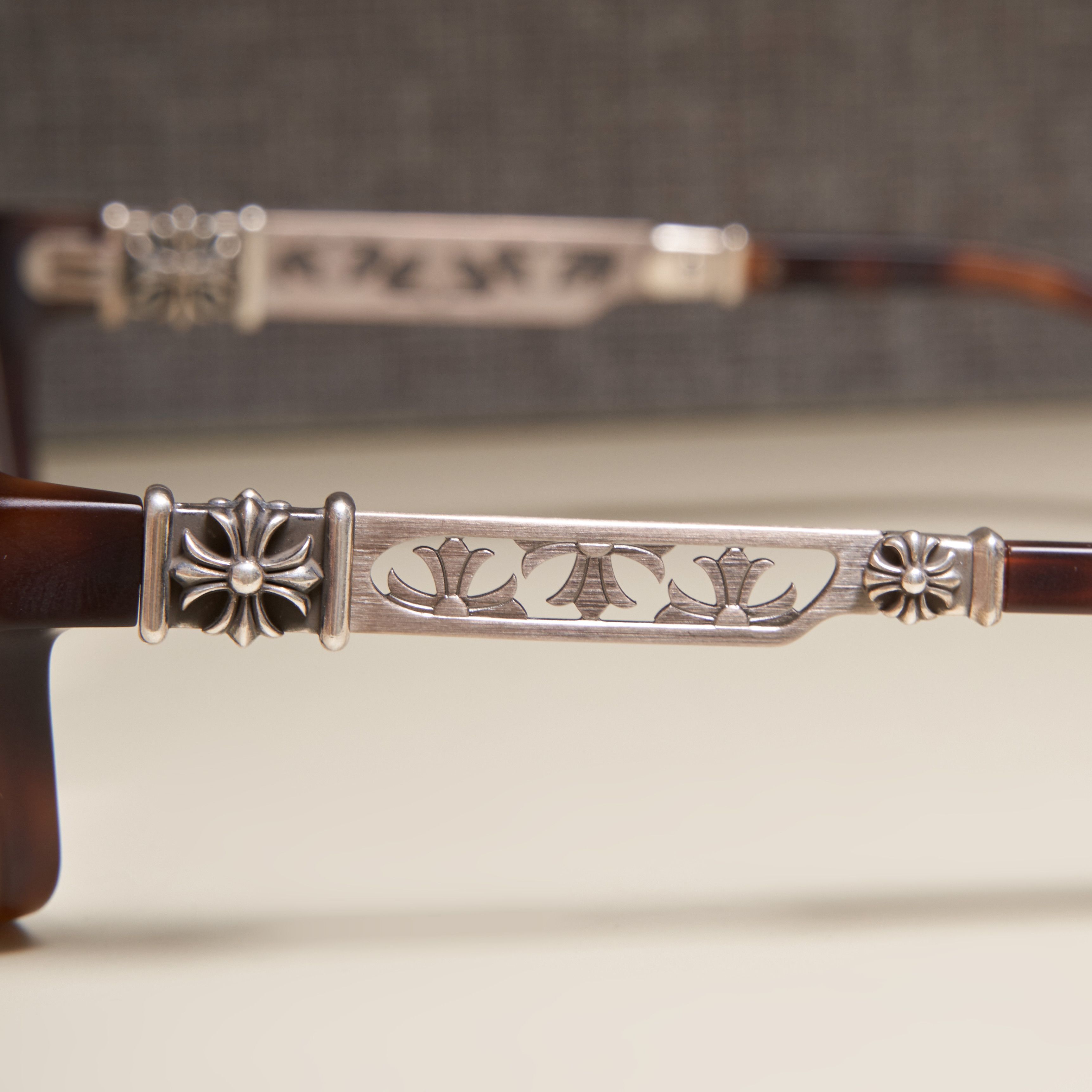 Chrome Hearts CHROME HEARTS PENETRANUS III Matte Butterscotch Tortoise Size ONE SIZE - 8 Thumbnail