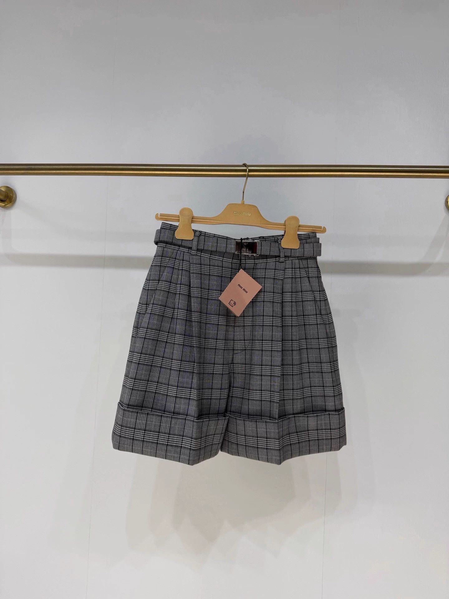 Miu Miu MIU MIU Houndstooth Logo Shorts 38 Size 27" / US 4 / IT 40 - 1 Thumbnail