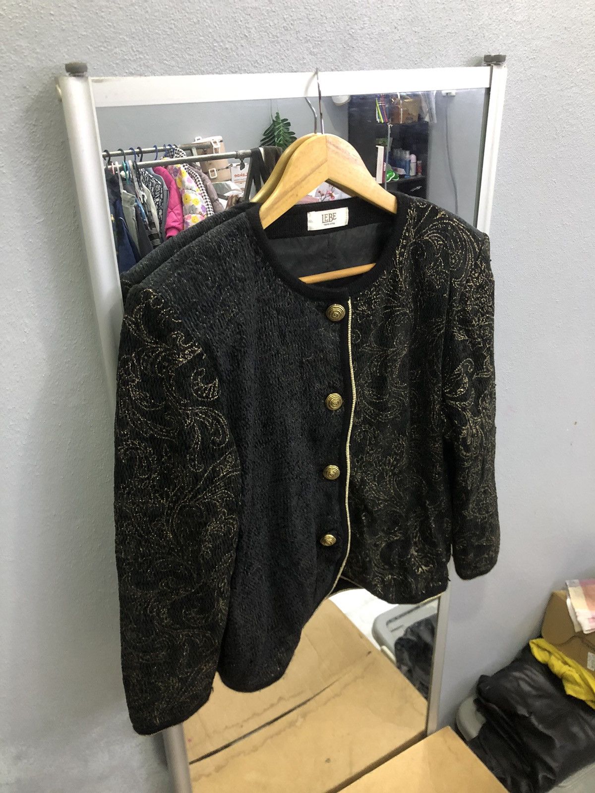 Japanese Brand LEBE Tokyo Style Vintage Embroidered Jacket Black Gold Size L / US 10 / IT 46 - 3 Thumbnail
