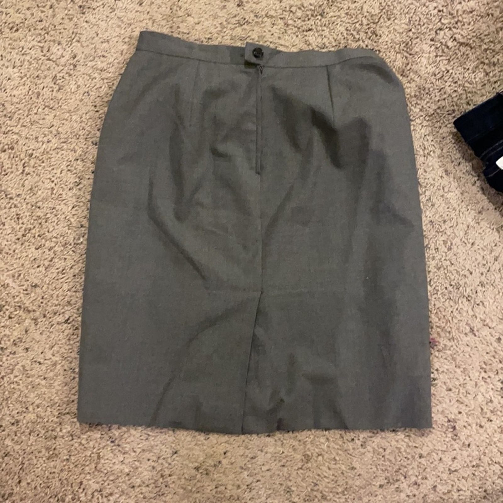 Giorgio Armani Giorgio Armani le collezioni vintage gray skirt 10 Size 32" / US 10 / IT 46 - 5 Thumbnail